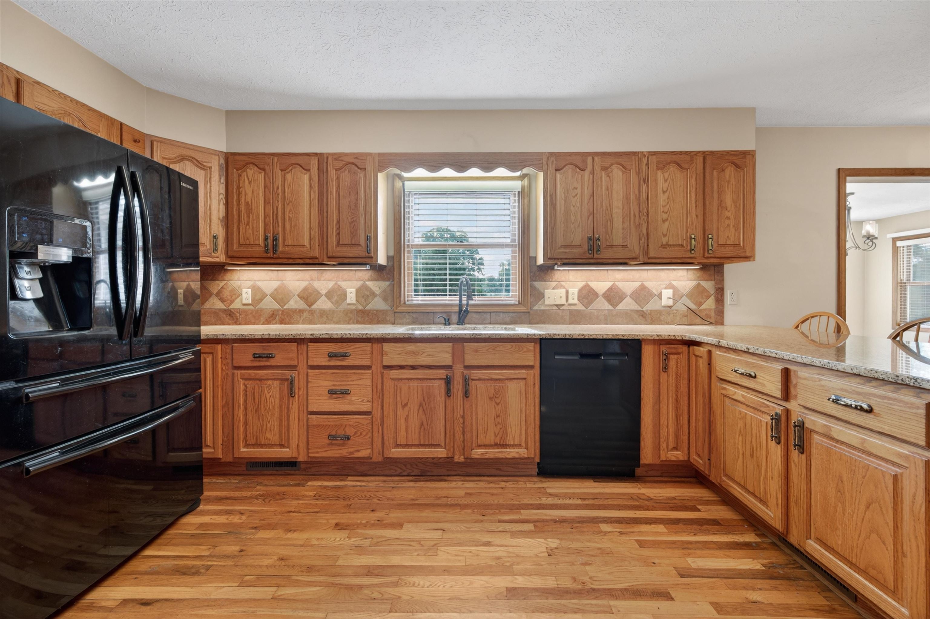 1210 VALLEY VIEW Drive