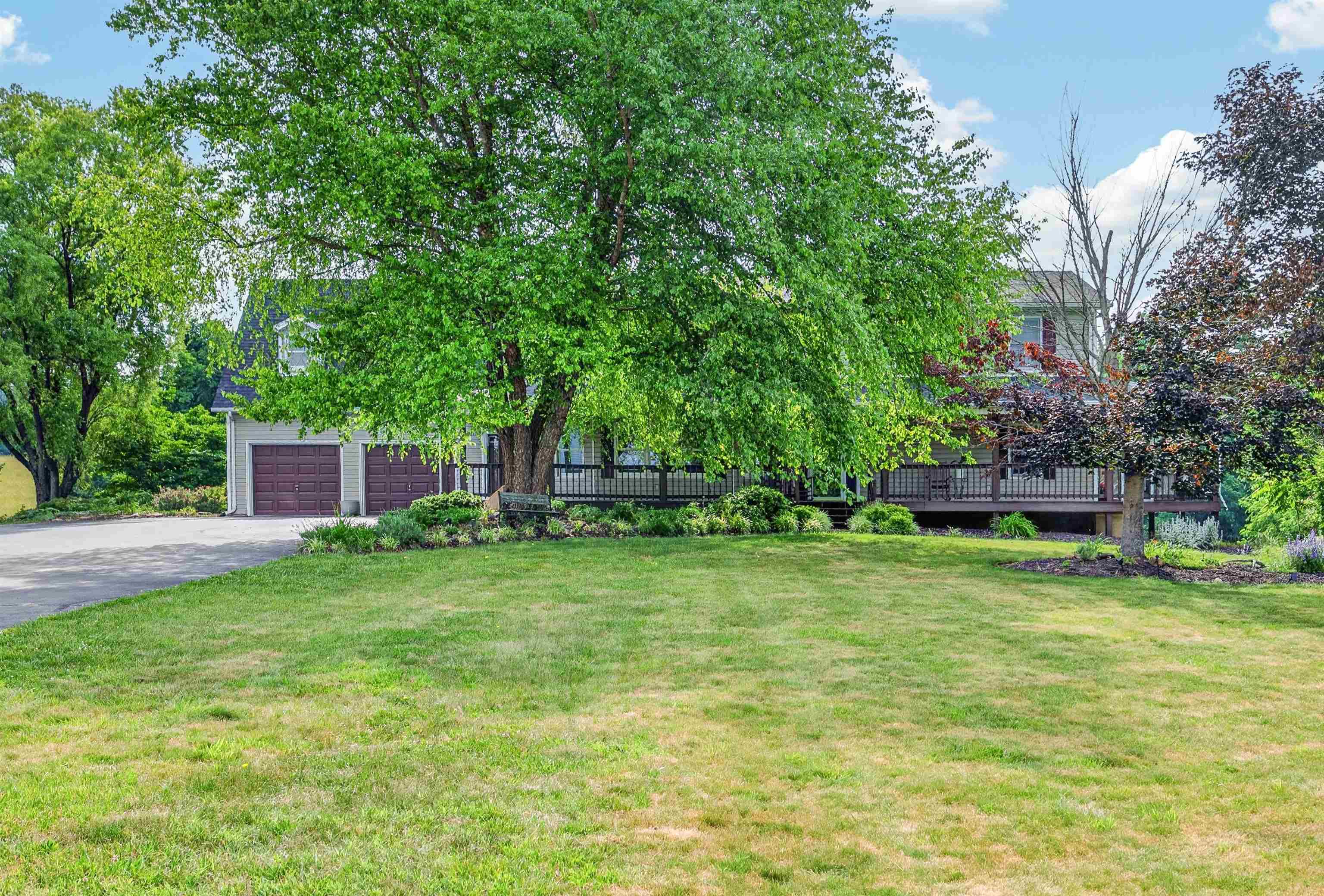 1210 VALLEY VIEW Drive