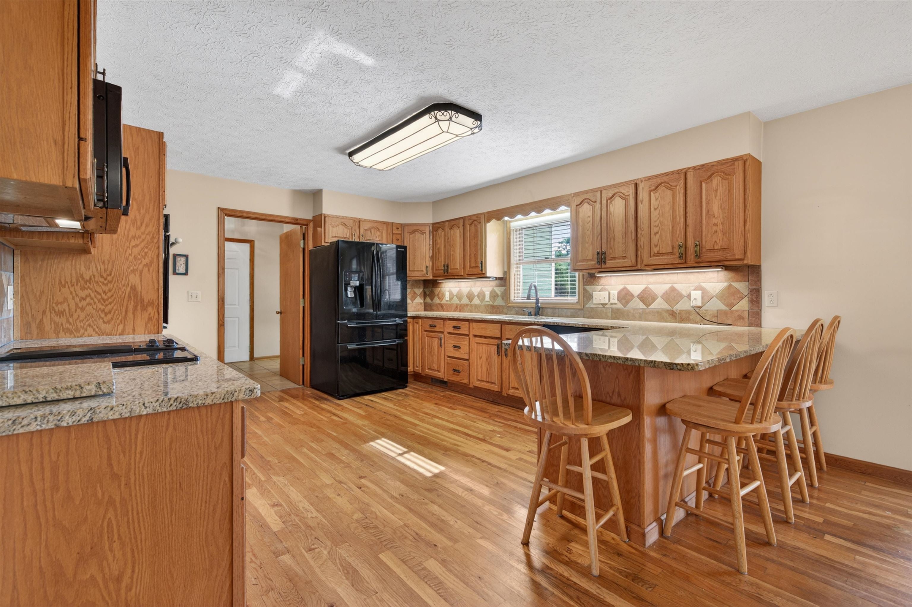 1210 VALLEY VIEW Drive