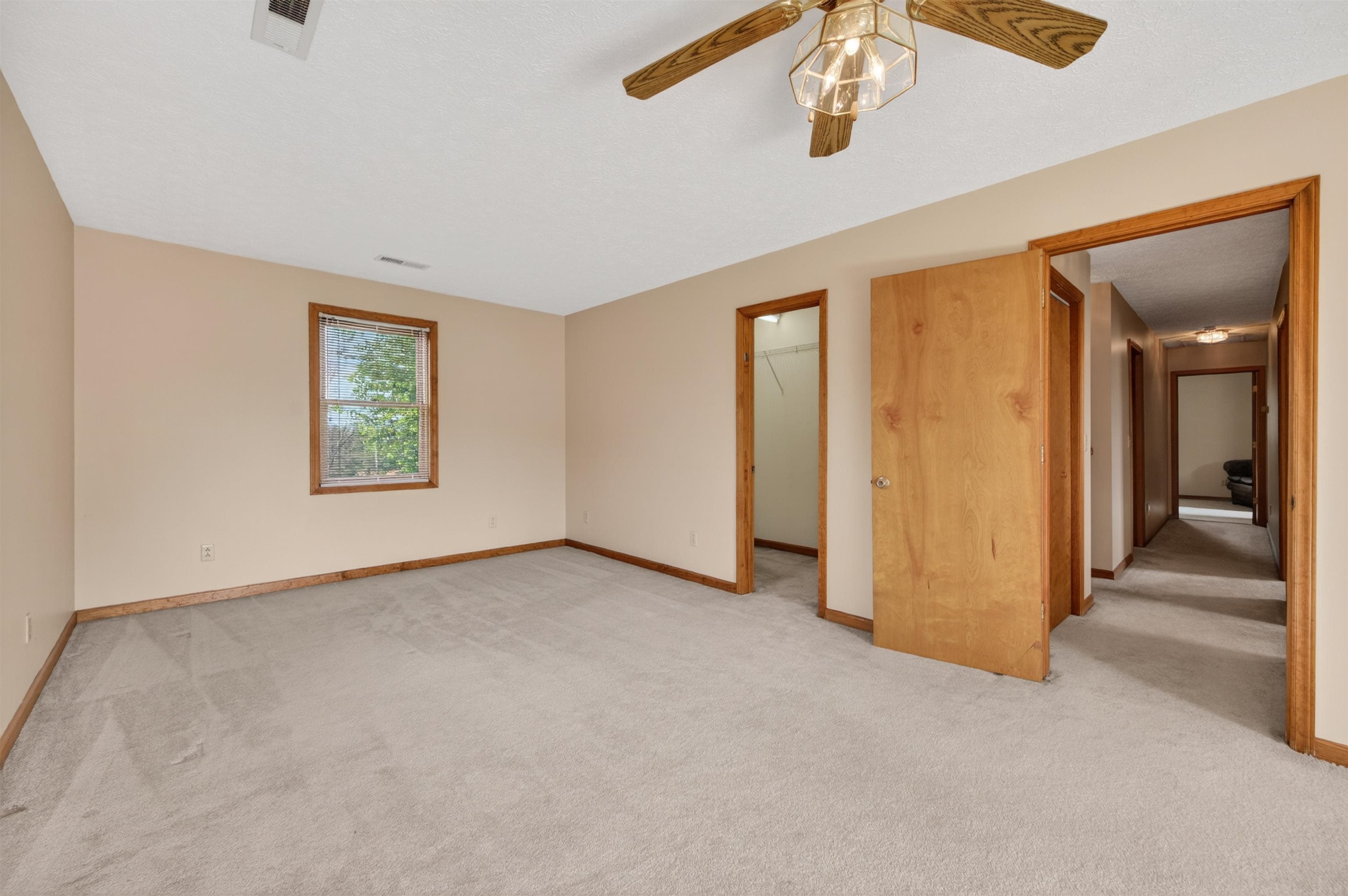 1210 VALLEY VIEW Drive