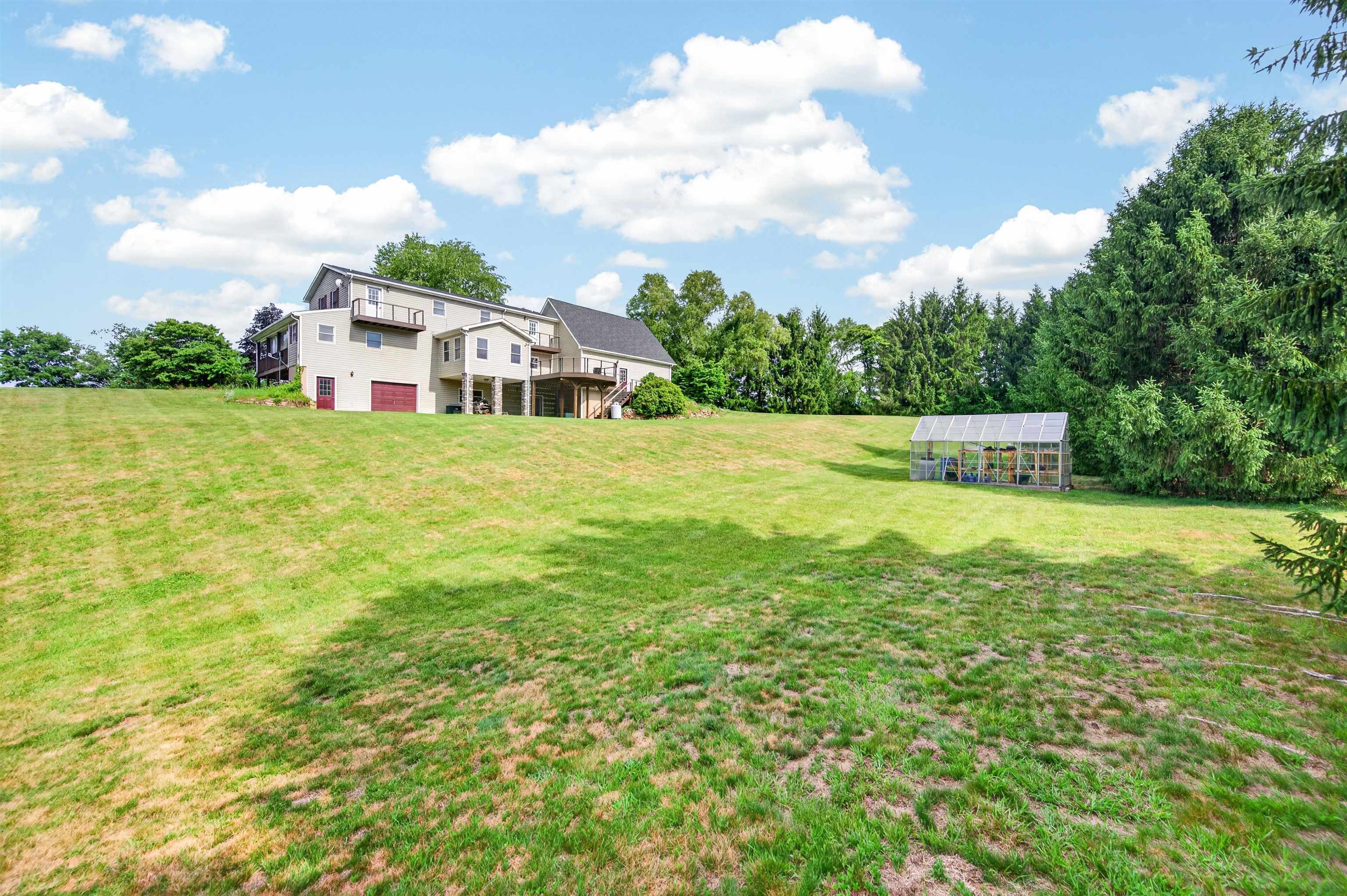 1210 VALLEY VIEW Drive