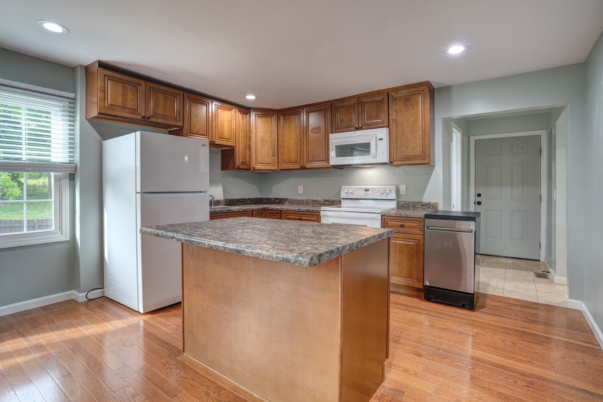 1215 MOOSE Drive