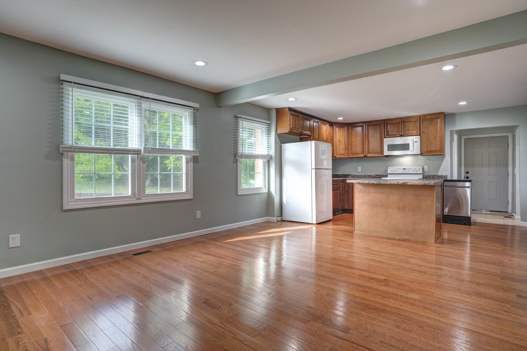 1215 MOOSE Drive