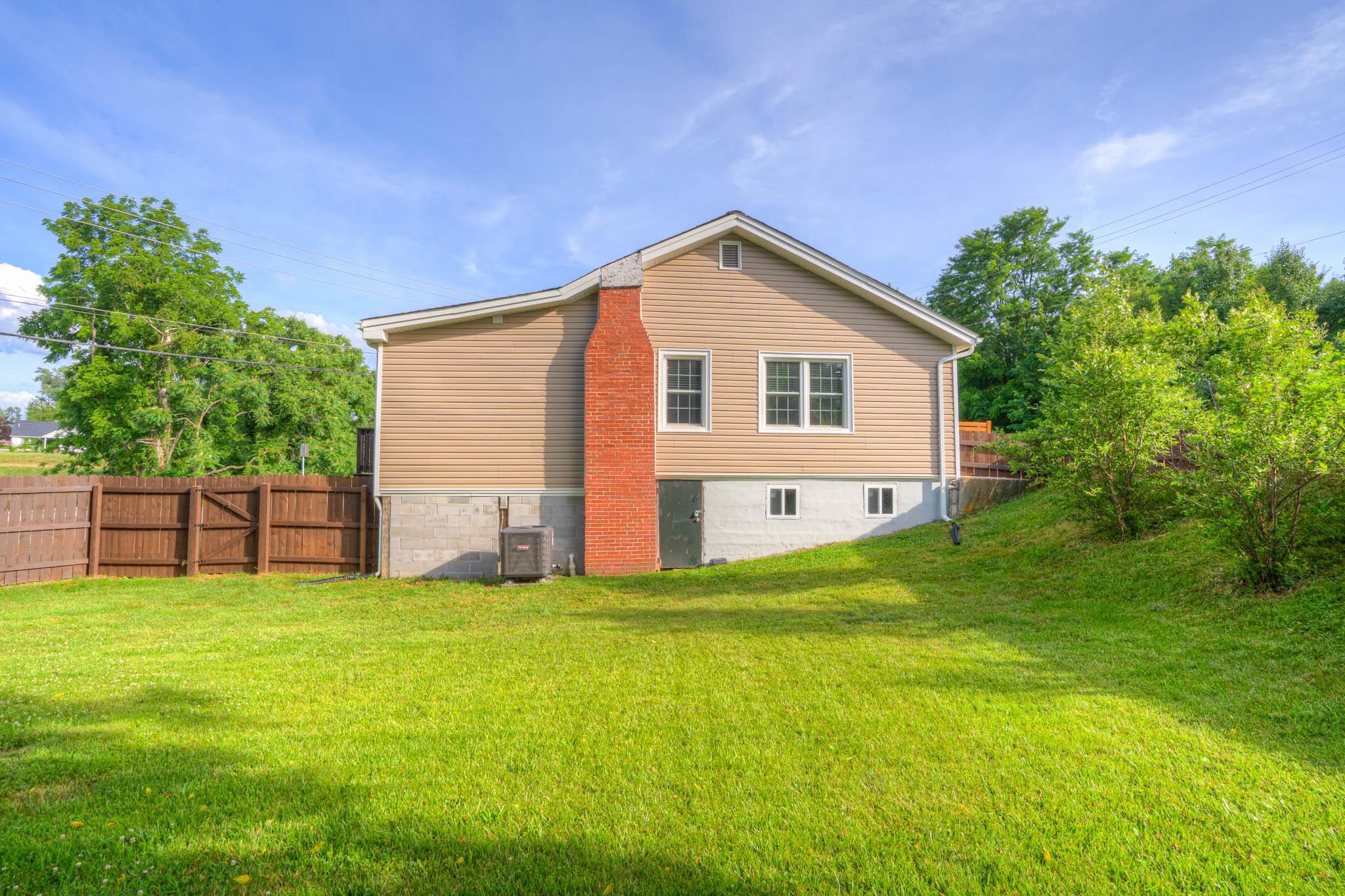 1215 MOOSE Drive