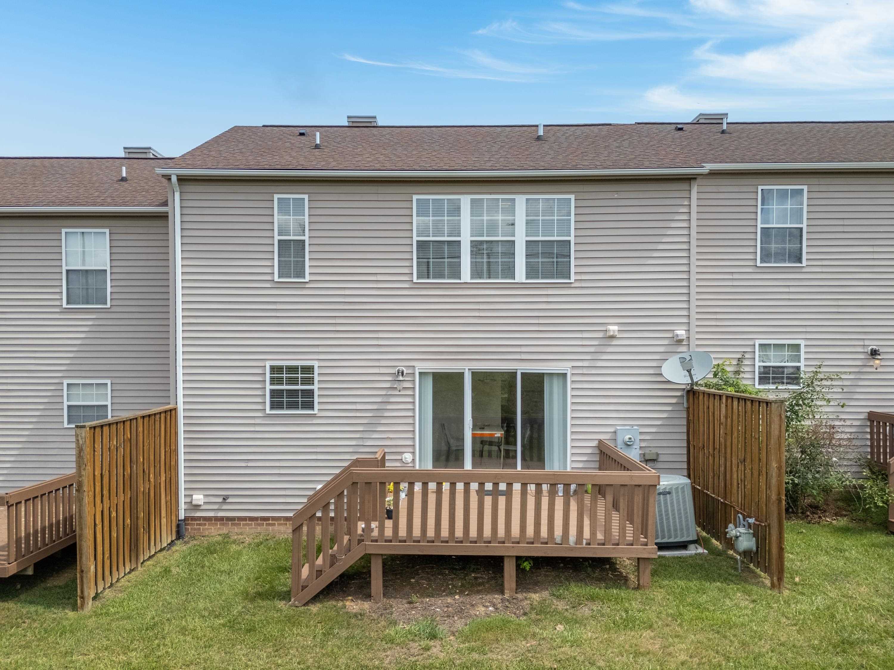 320 Tall Oak Boulevard