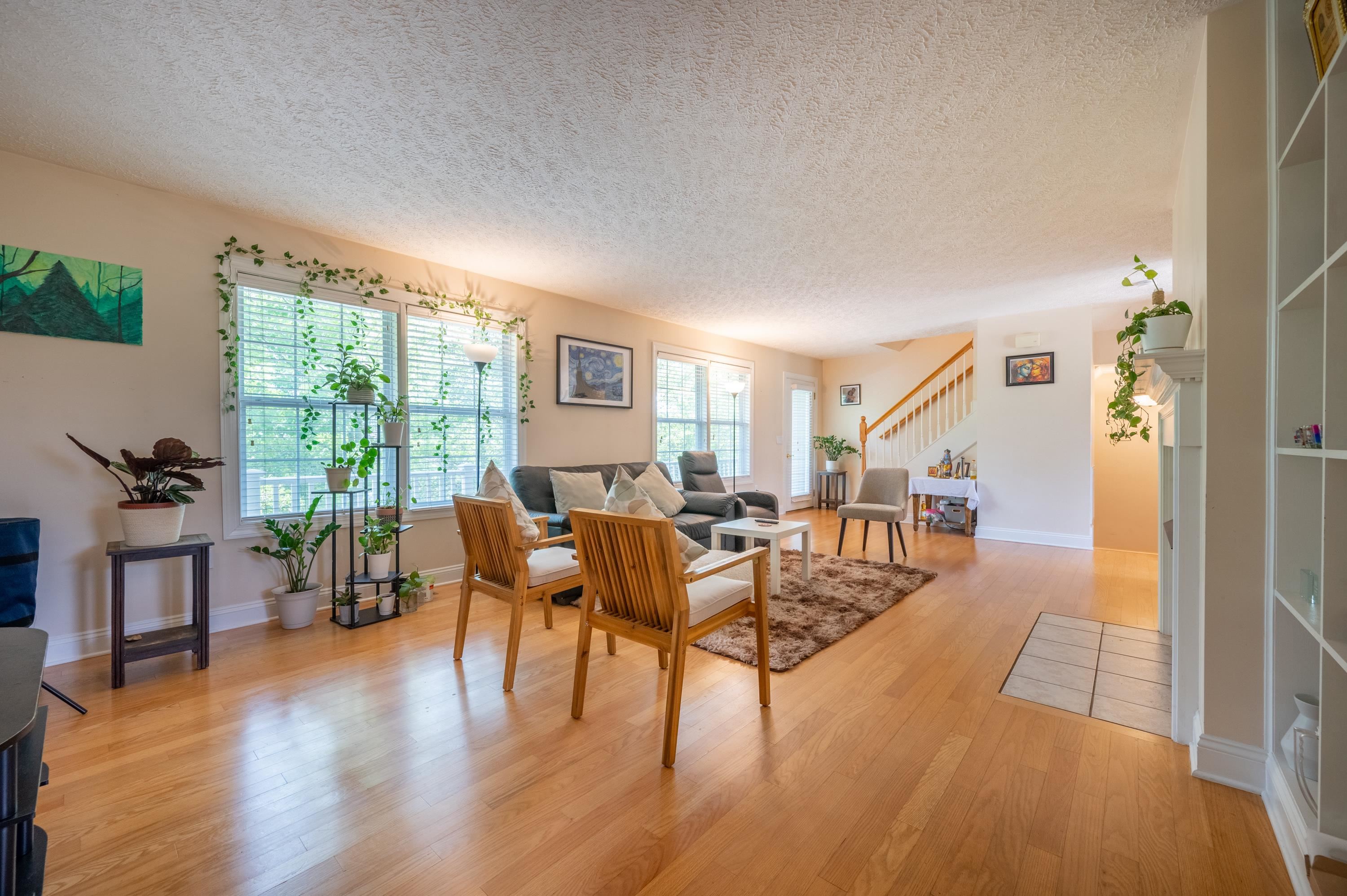 320 Tall Oak Boulevard