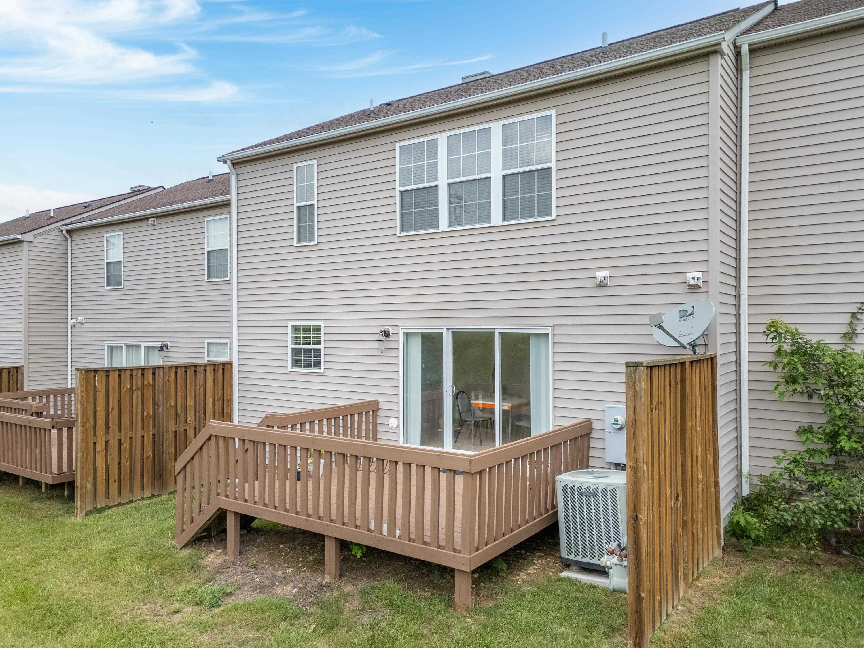 320 Tall Oak Boulevard