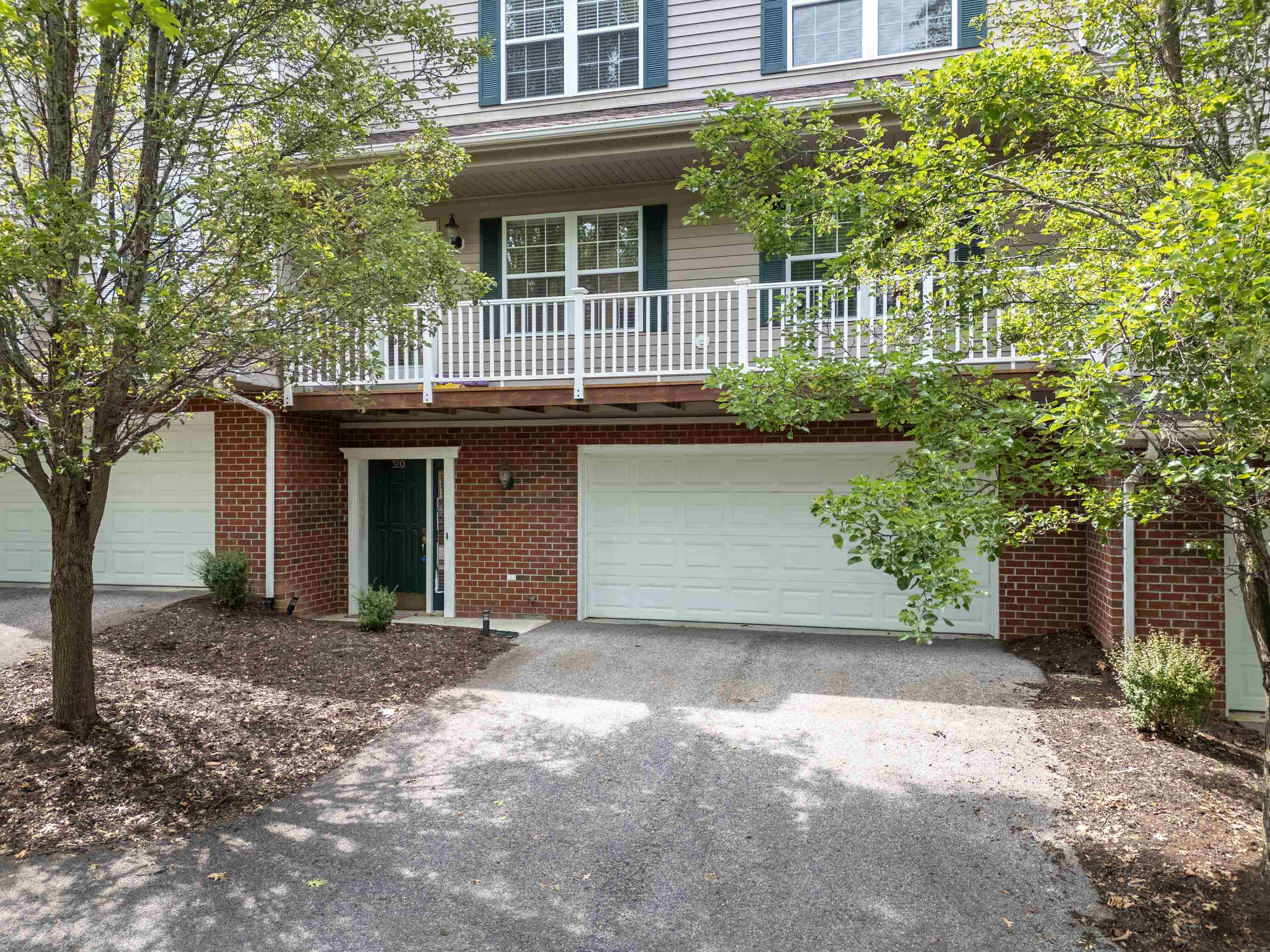 320 Tall Oak Boulevard