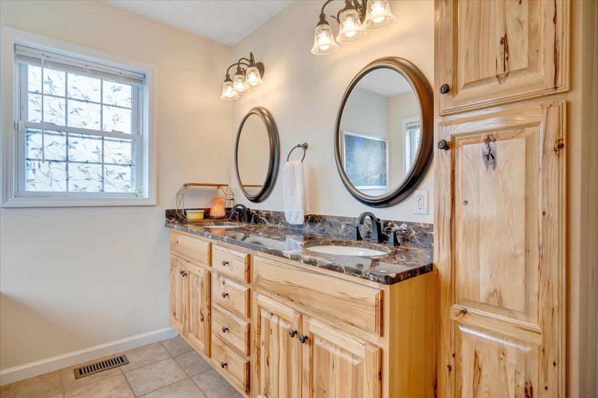 5323 Crossbow Drive