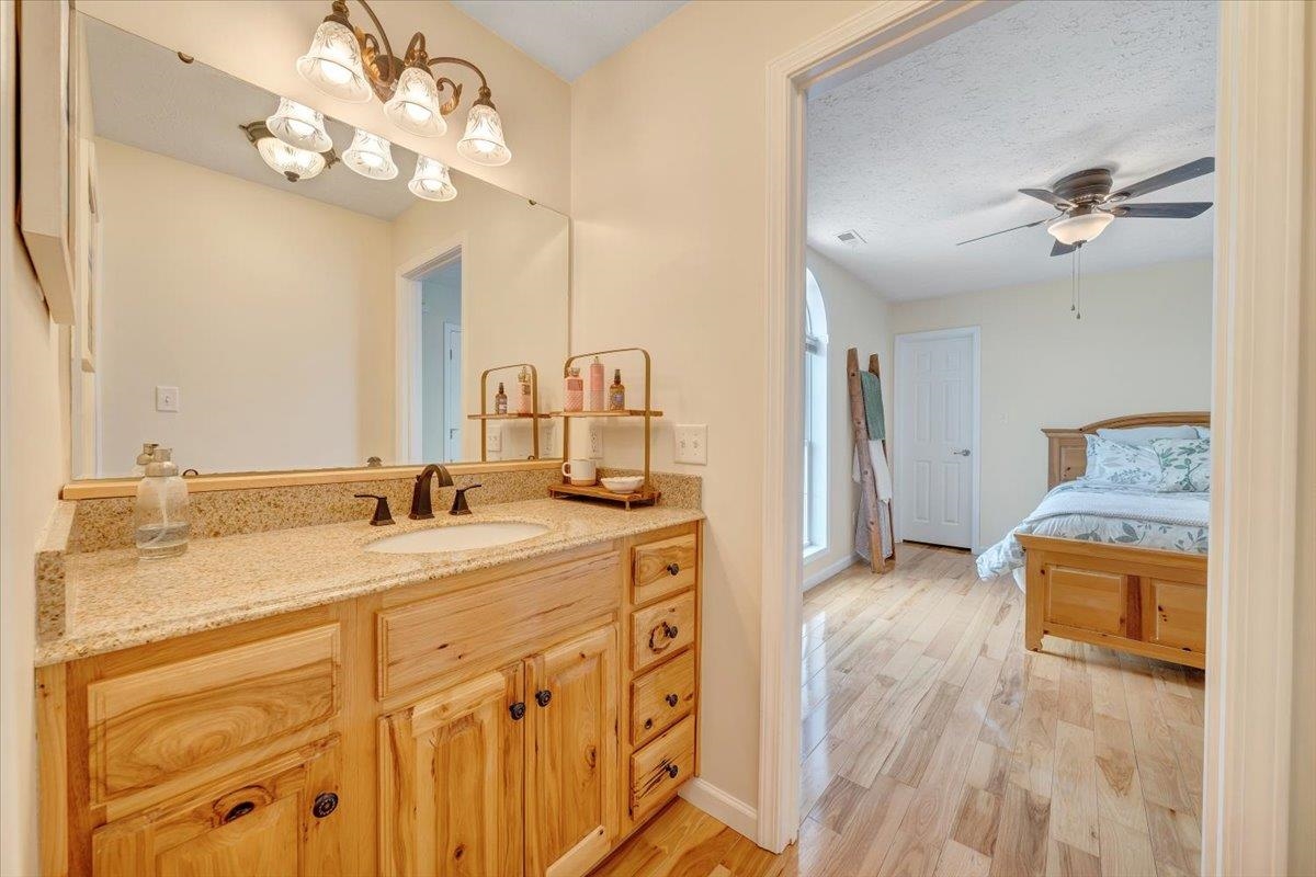 5323 Crossbow Drive