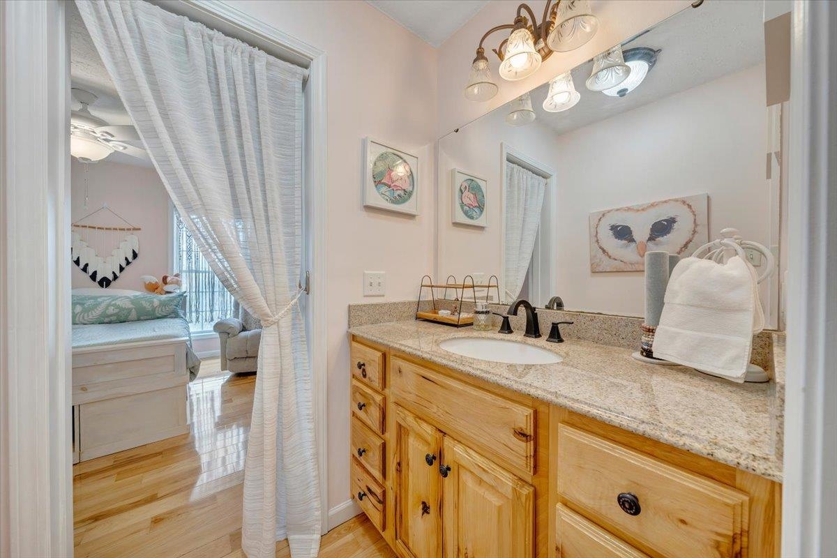 5323 Crossbow Drive