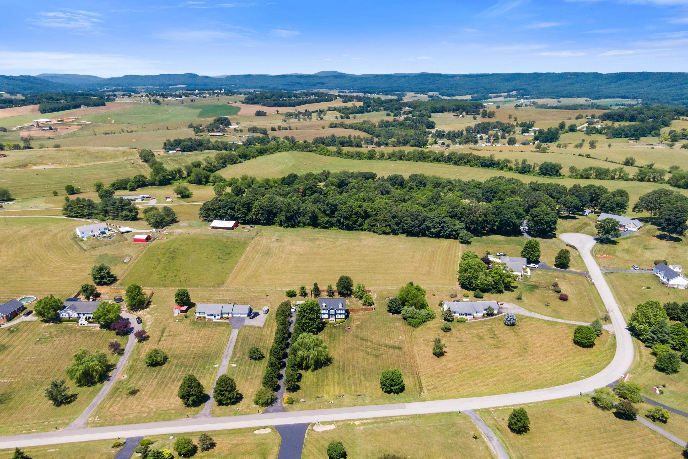 5323 Crossbow Drive