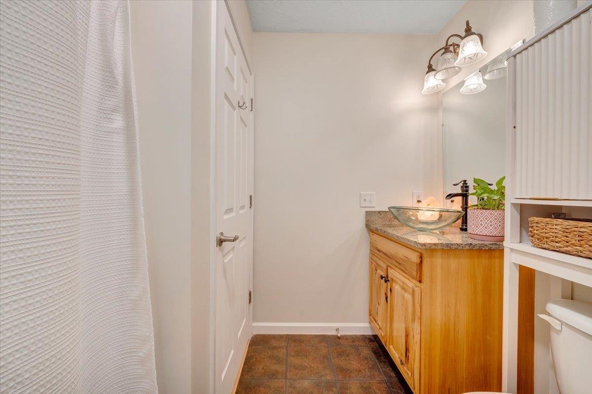 5323 Crossbow Drive