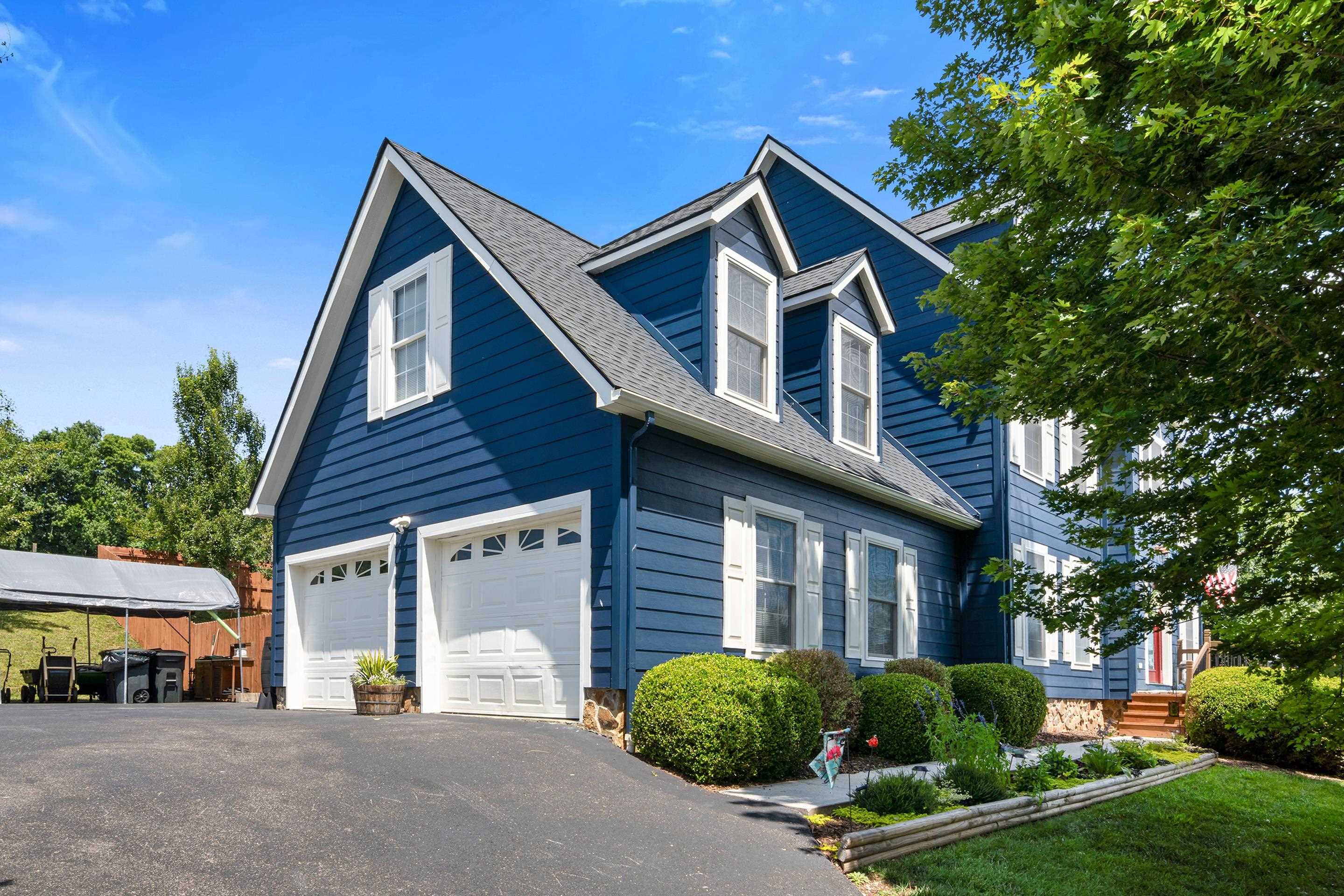 5323 Crossbow Drive