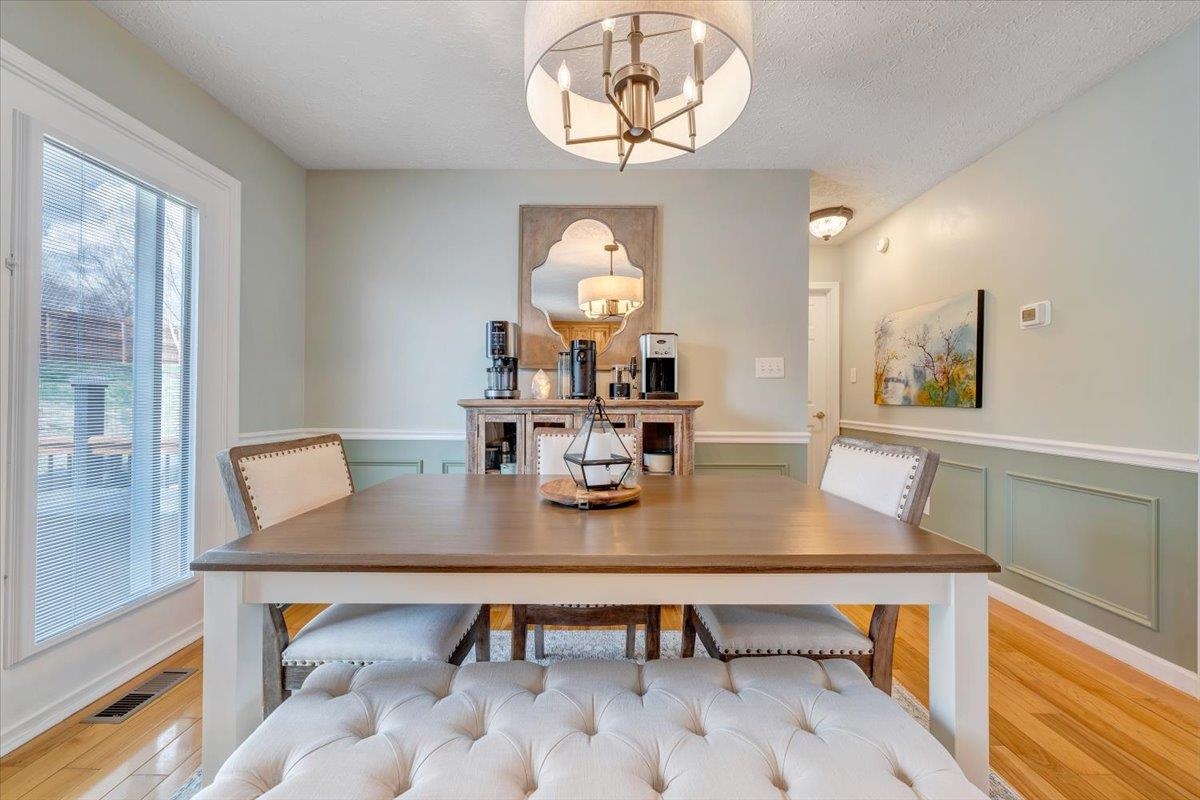 5323 Crossbow Drive