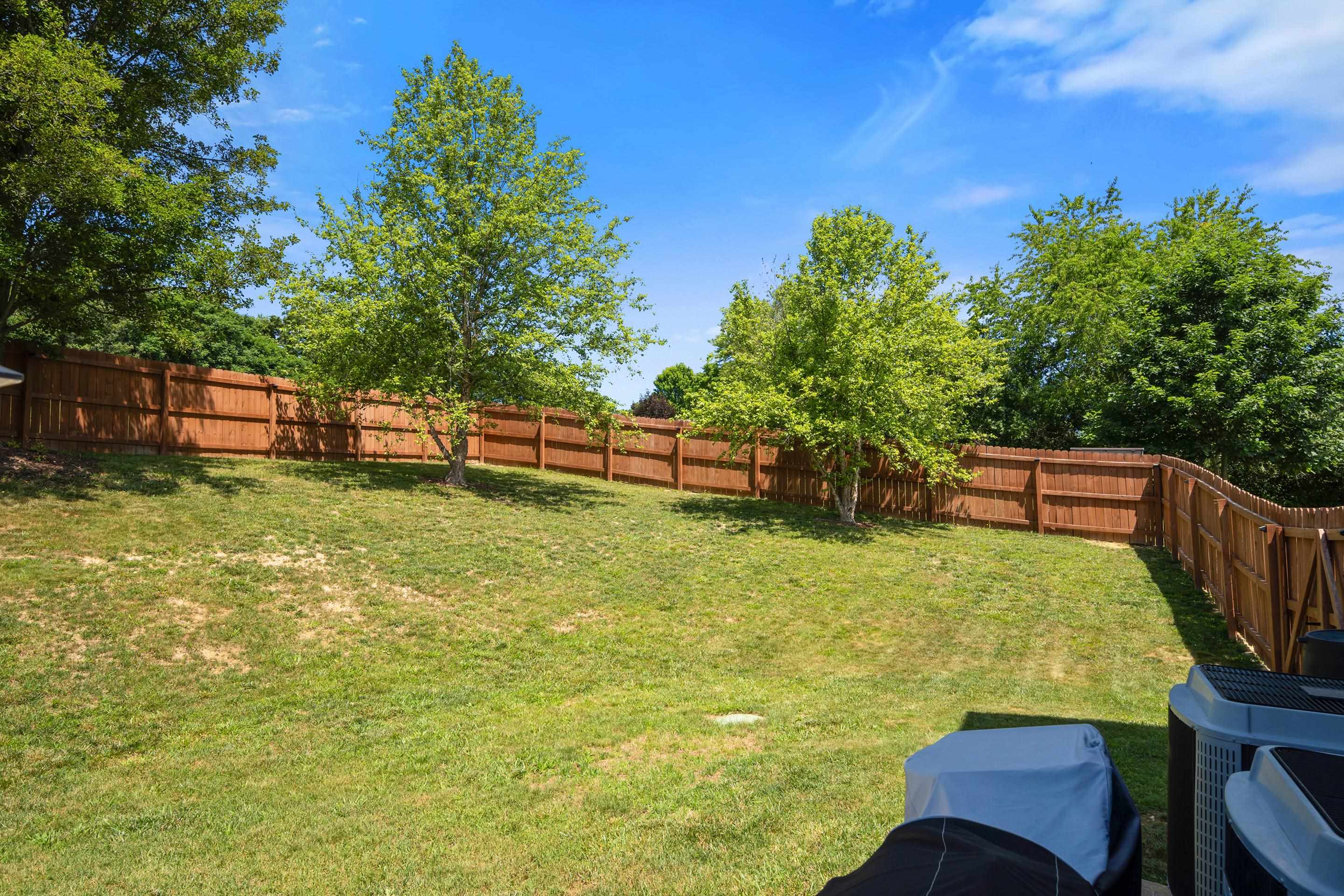 5323 Crossbow Drive