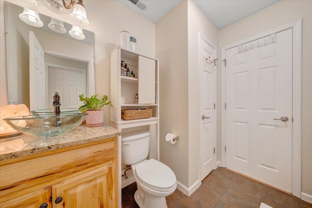 5323 Crossbow Drive