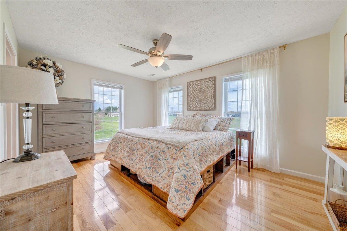 5323 Crossbow Drive