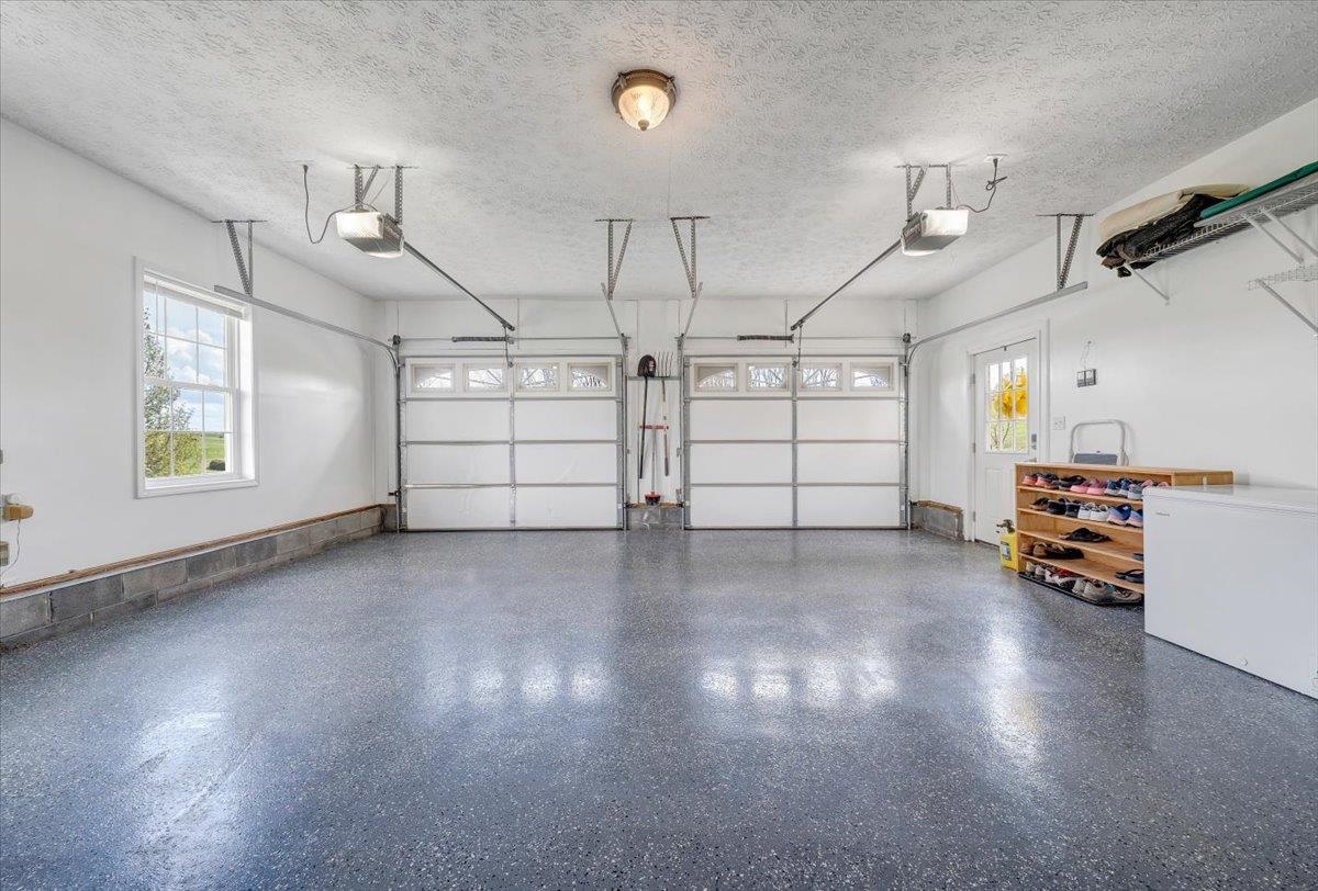 5323 Crossbow Drive