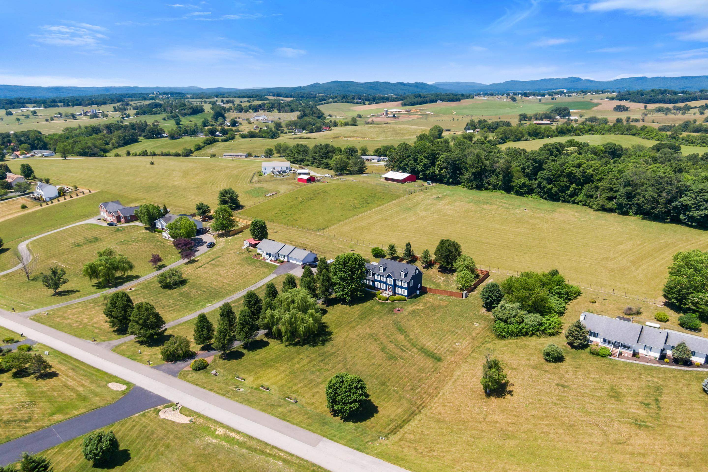 5323 Crossbow Drive