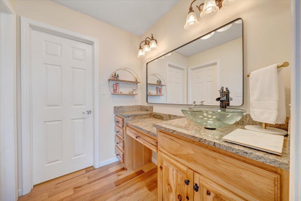 5323 Crossbow Drive