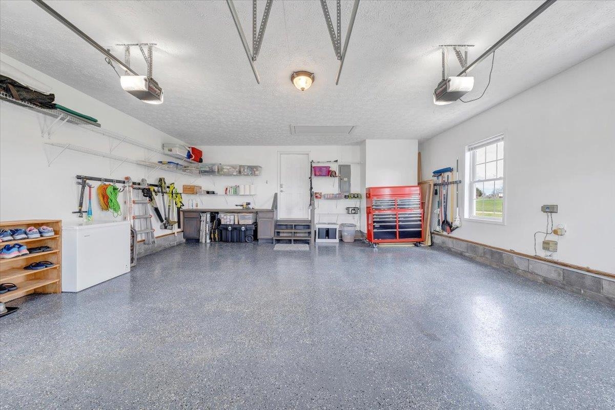 5323 Crossbow Drive