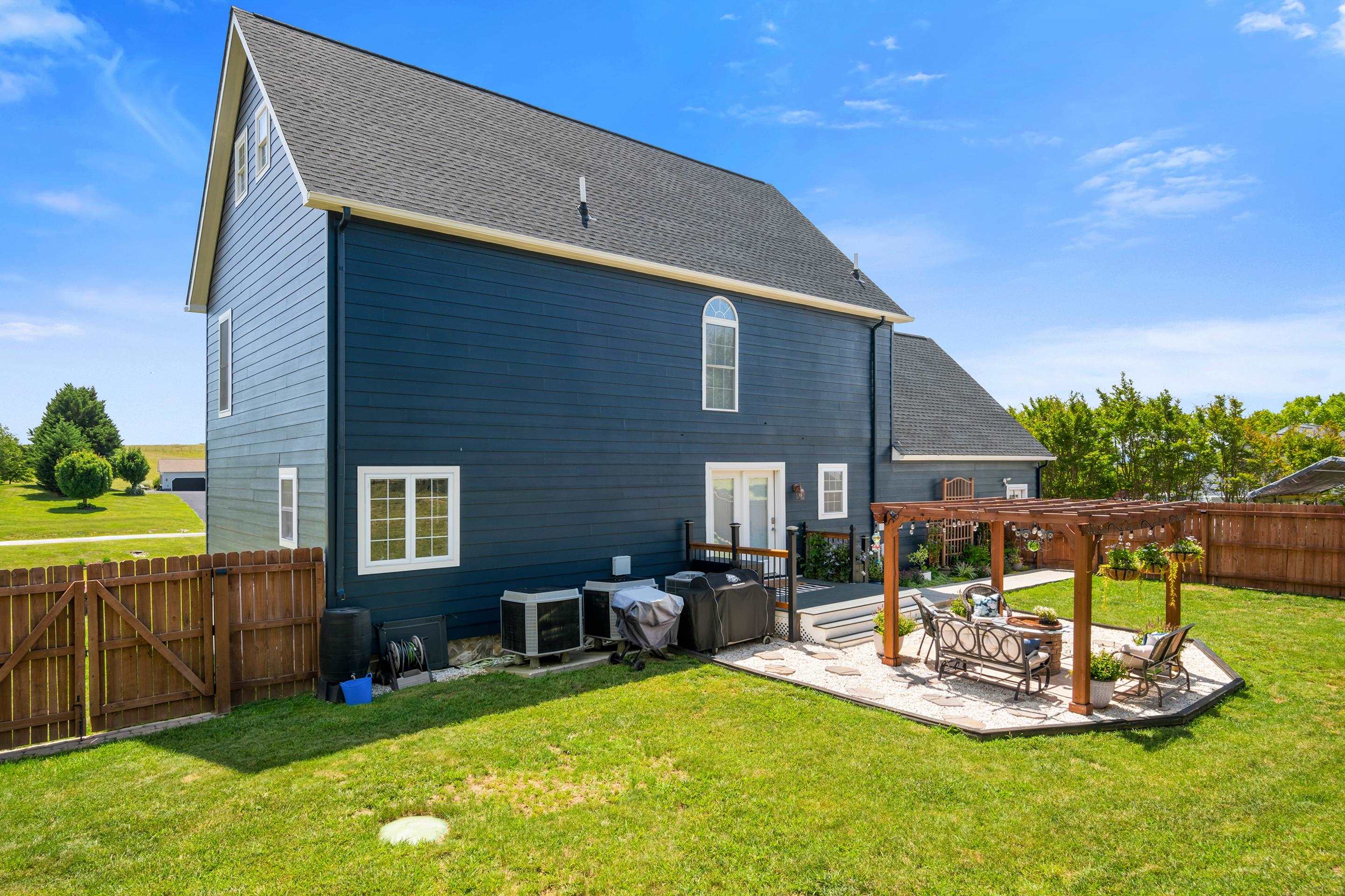 5323 Crossbow Drive