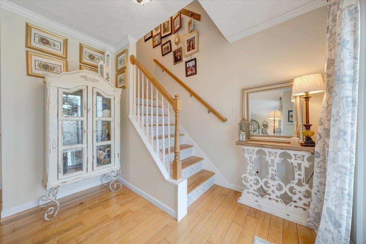 5323 Crossbow Drive