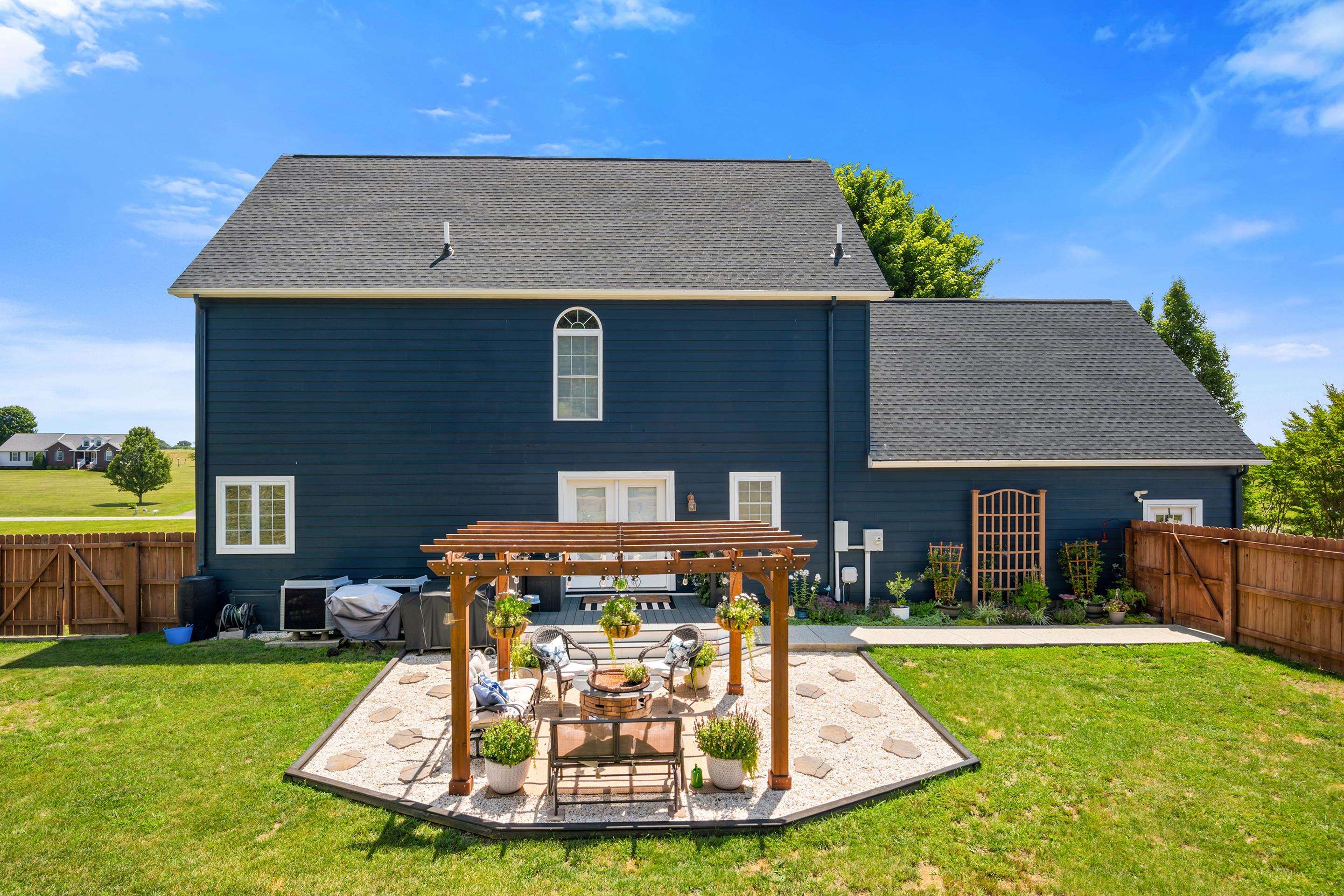5323 Crossbow Drive