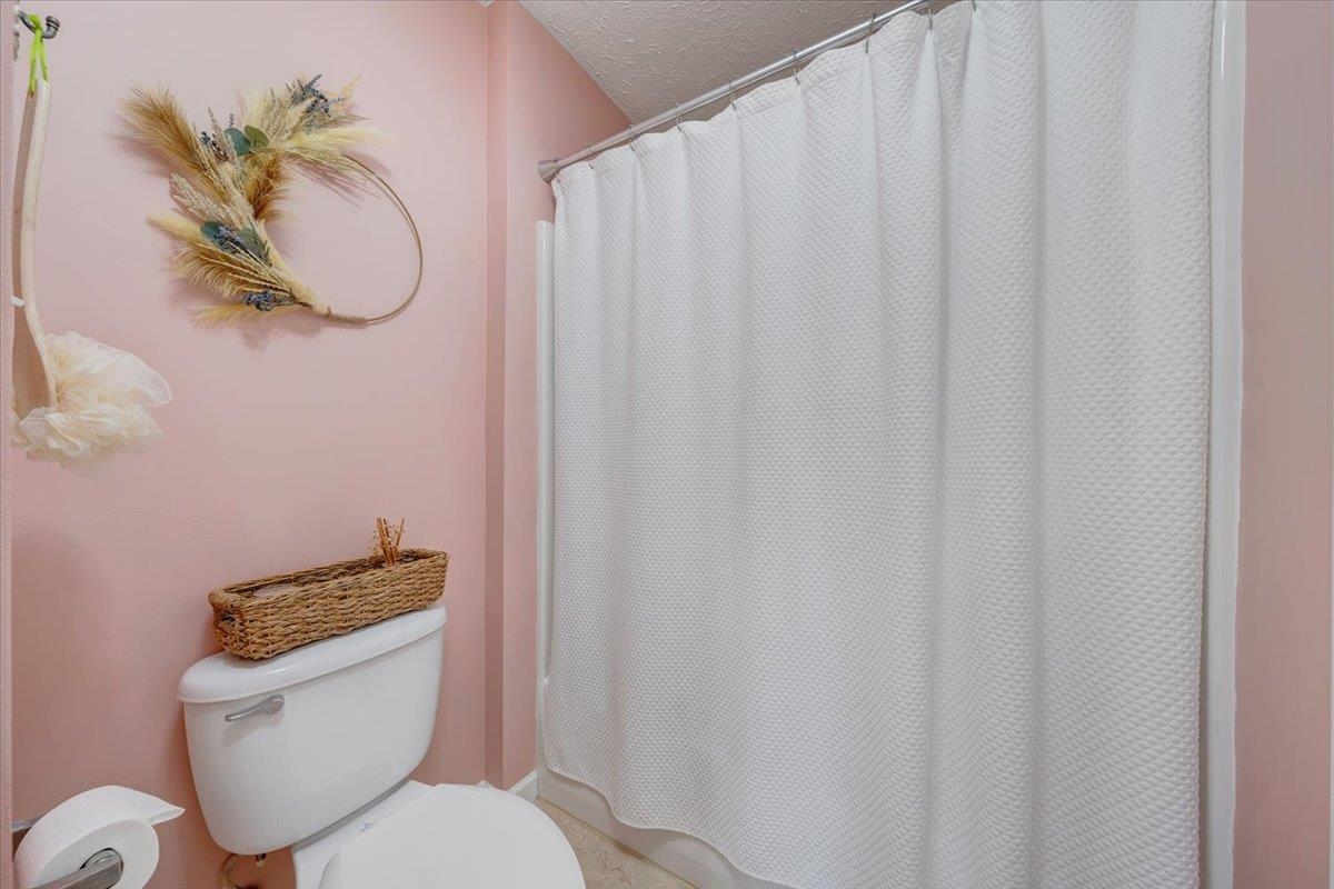 5323 Crossbow Drive