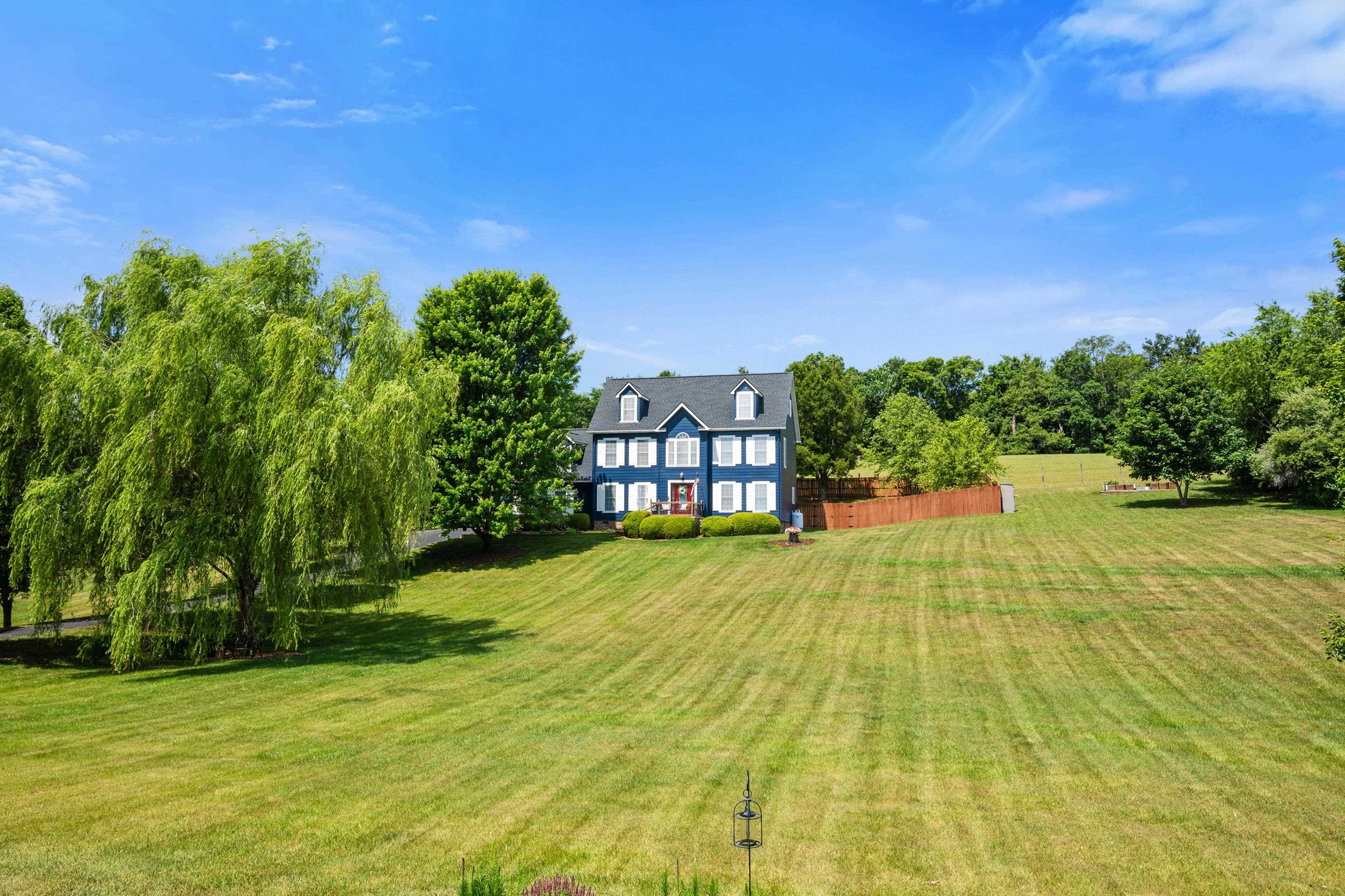 5323 Crossbow Drive