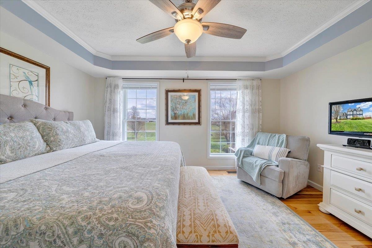 5323 Crossbow Drive