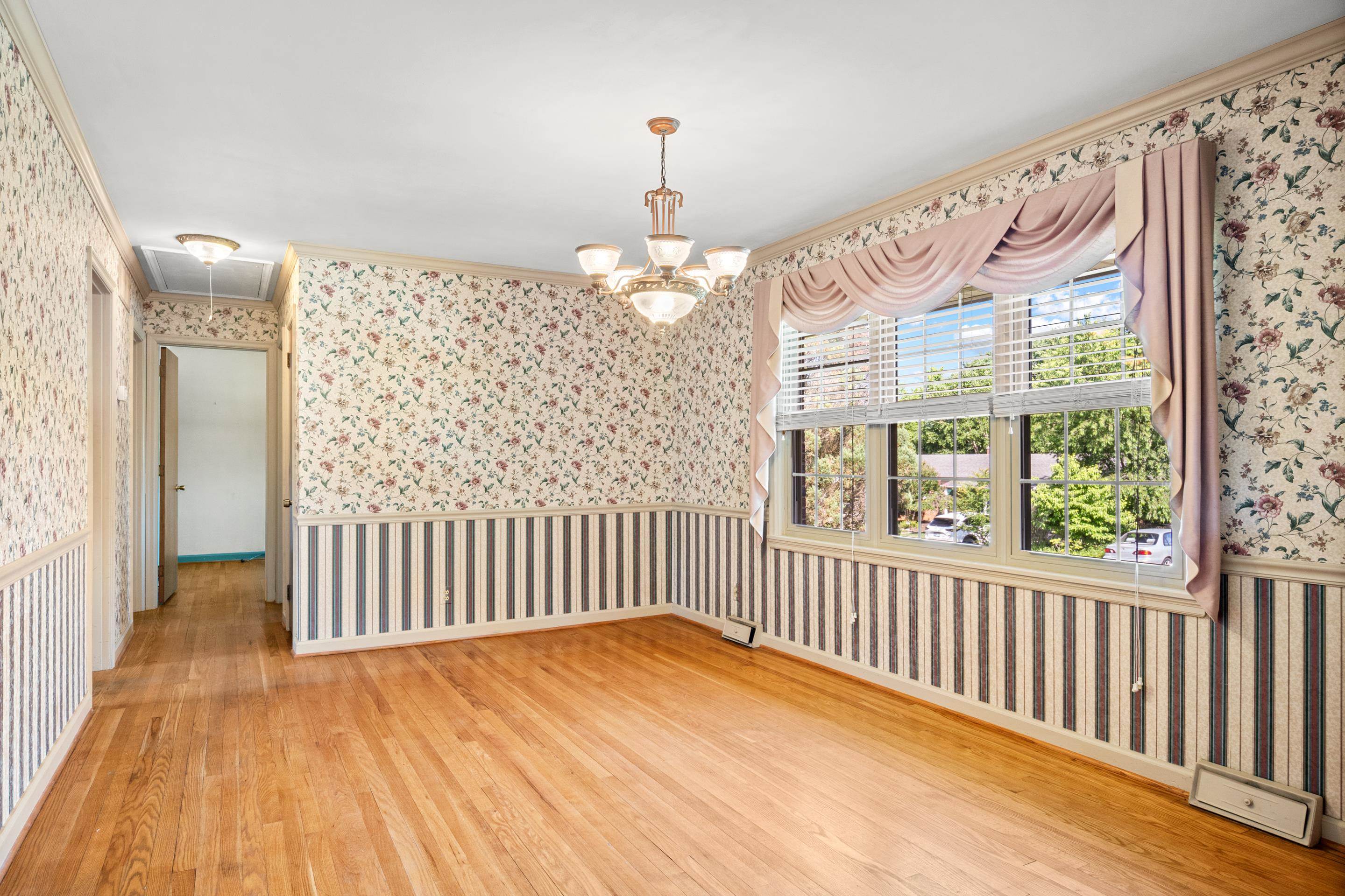 104 Arnold Avenue
