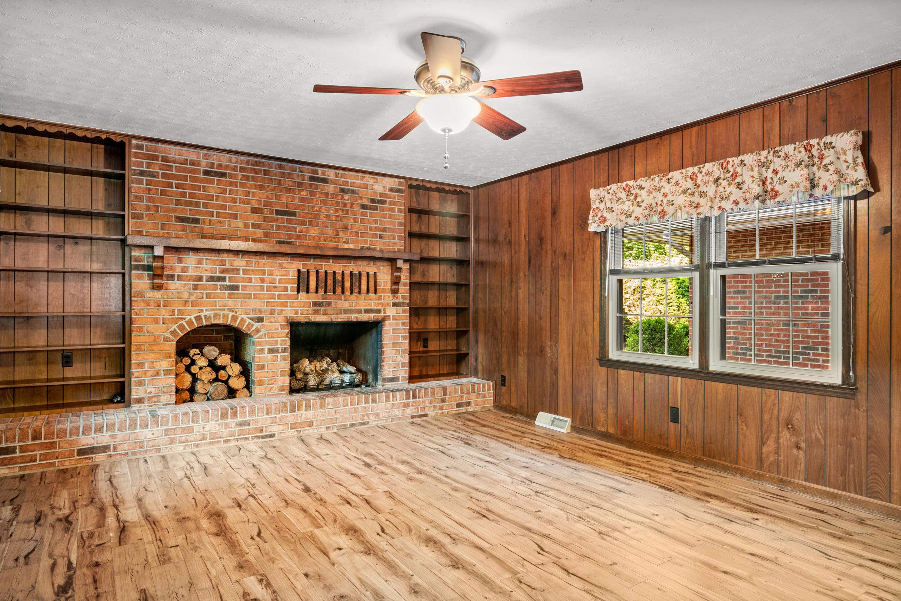 104 Arnold Avenue