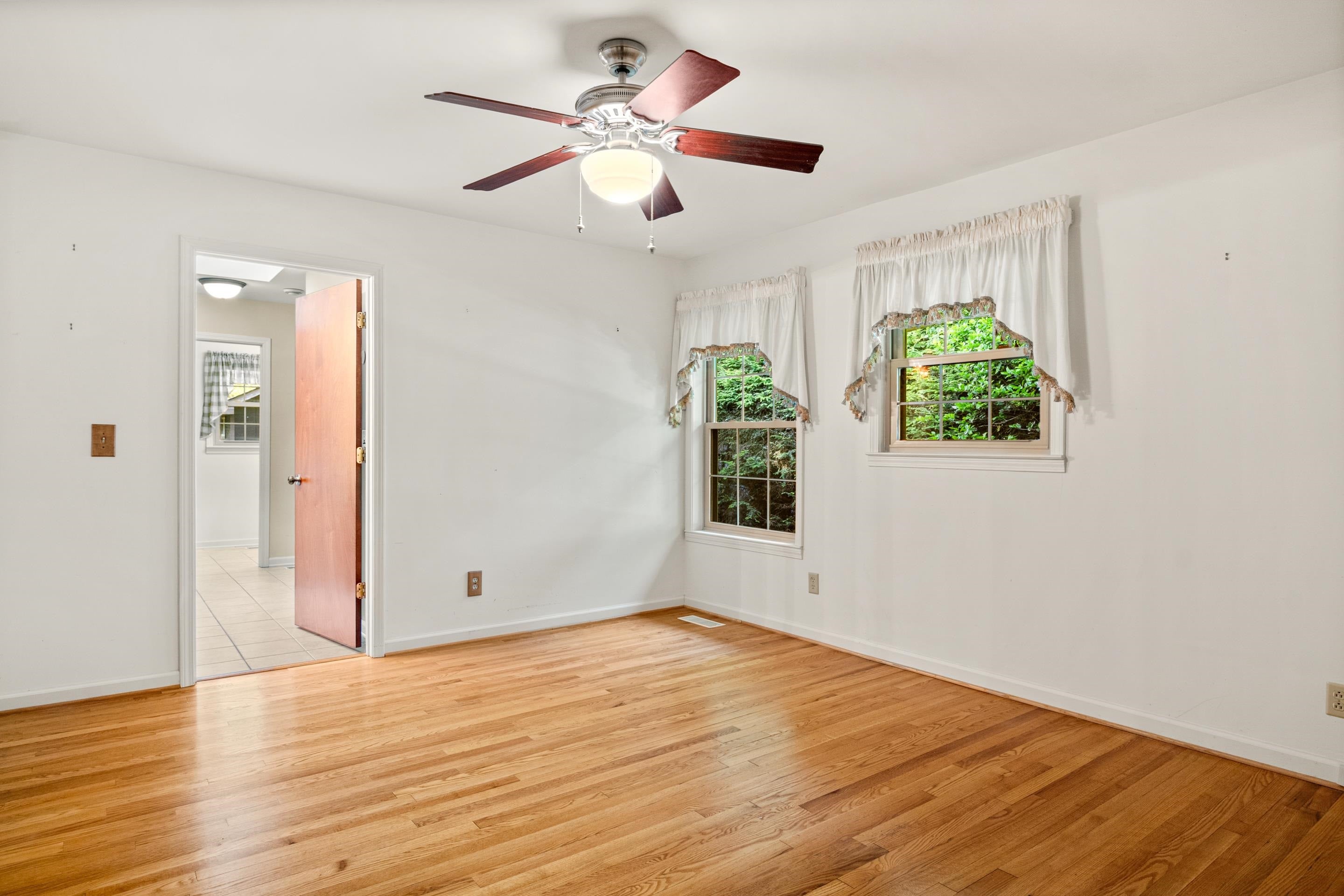 104 Arnold Avenue