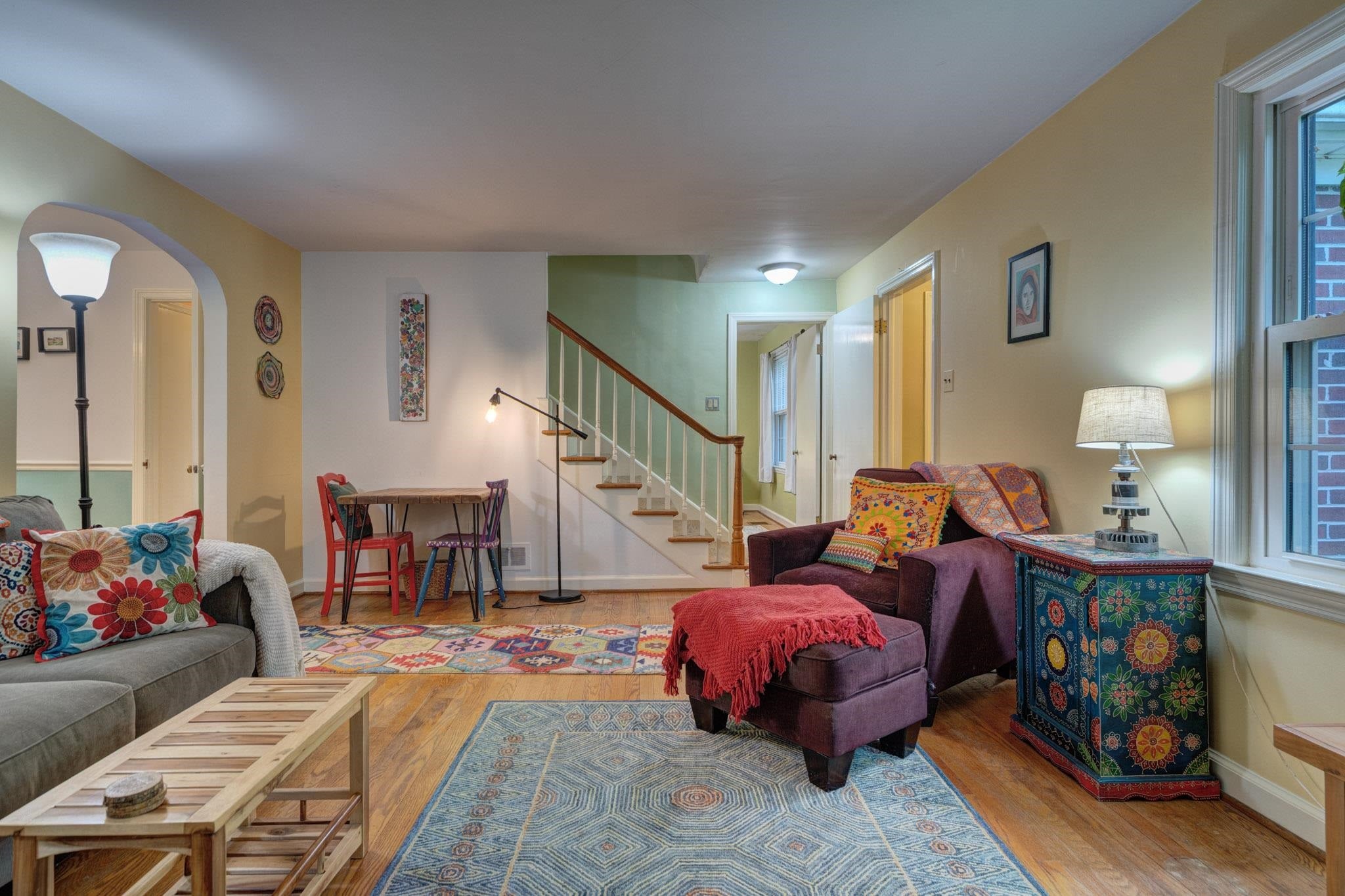 320 Sunset Boulevard