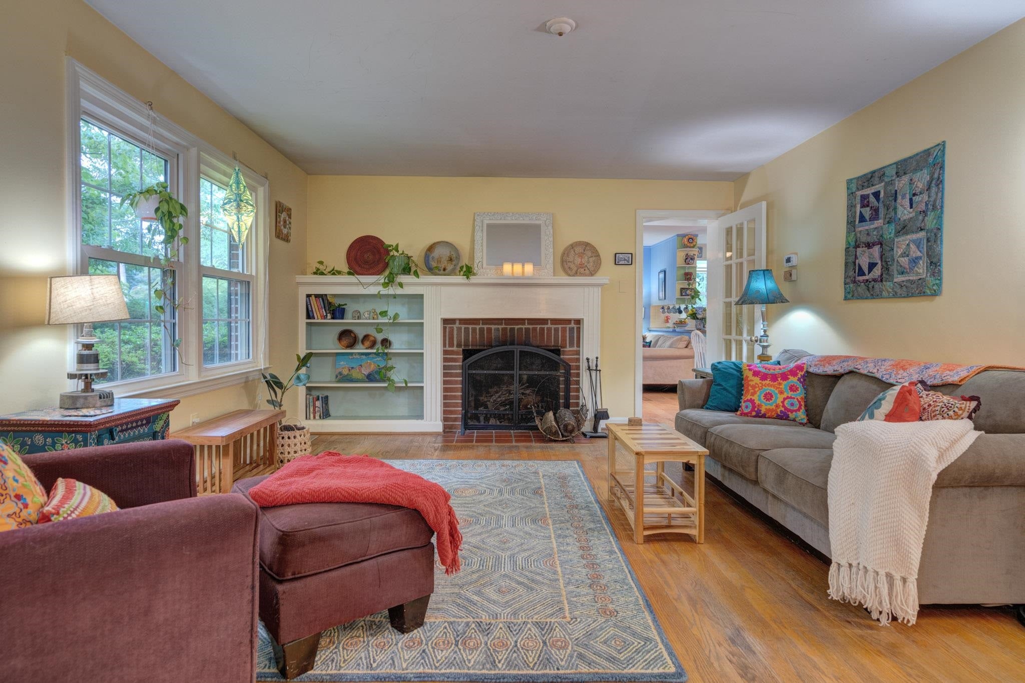 320 Sunset Boulevard