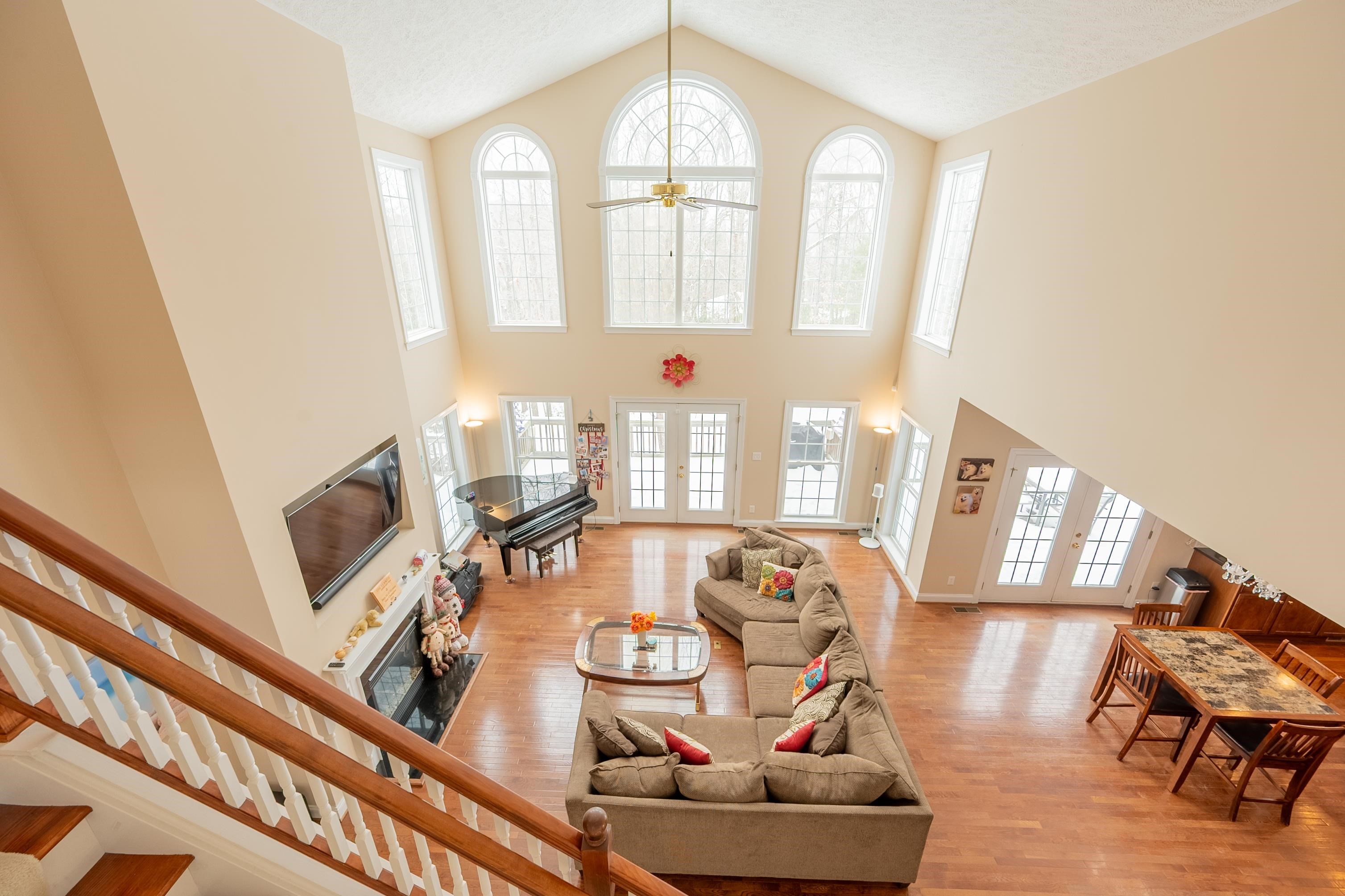 960 Coalwood Way