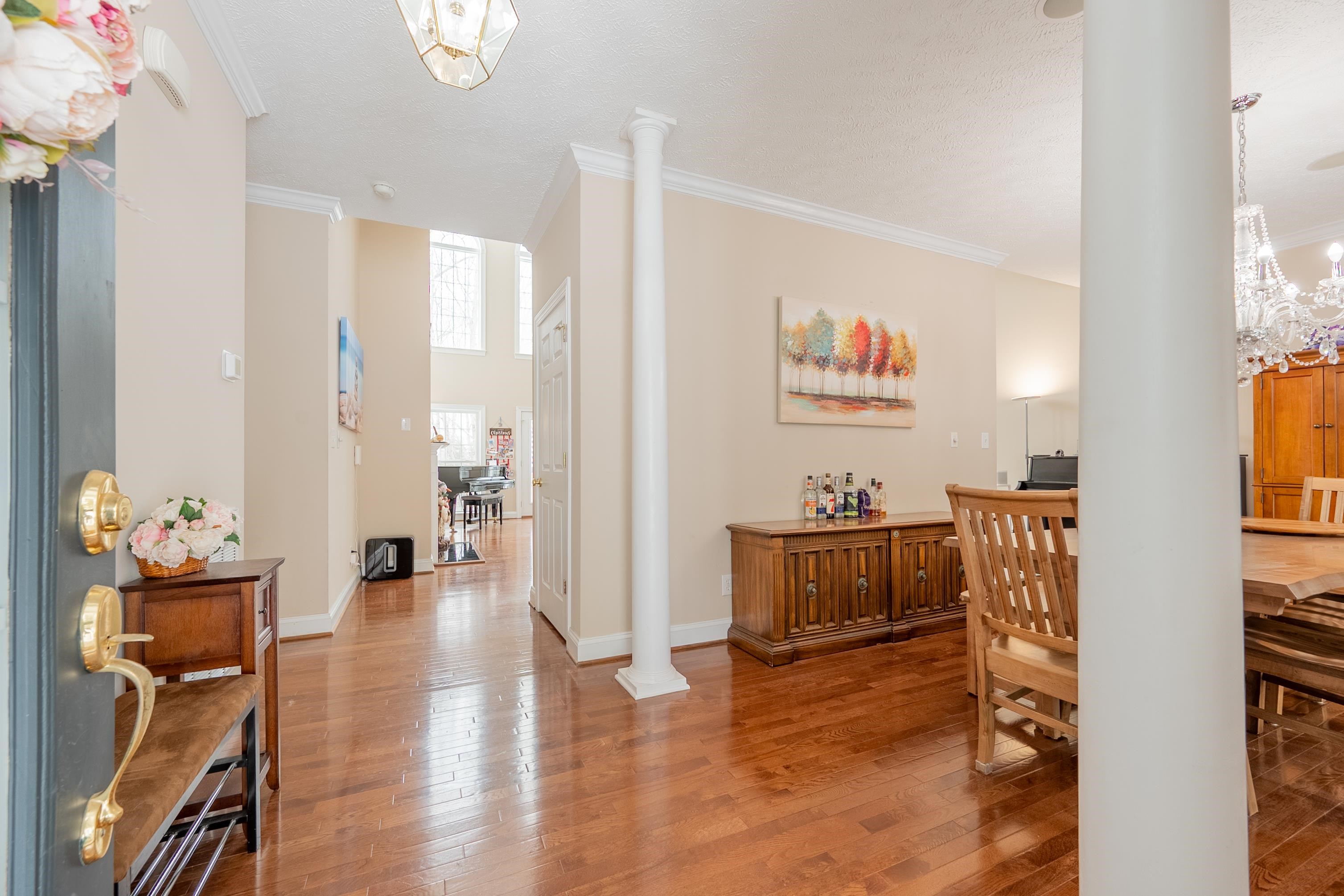 960 Coalwood Way