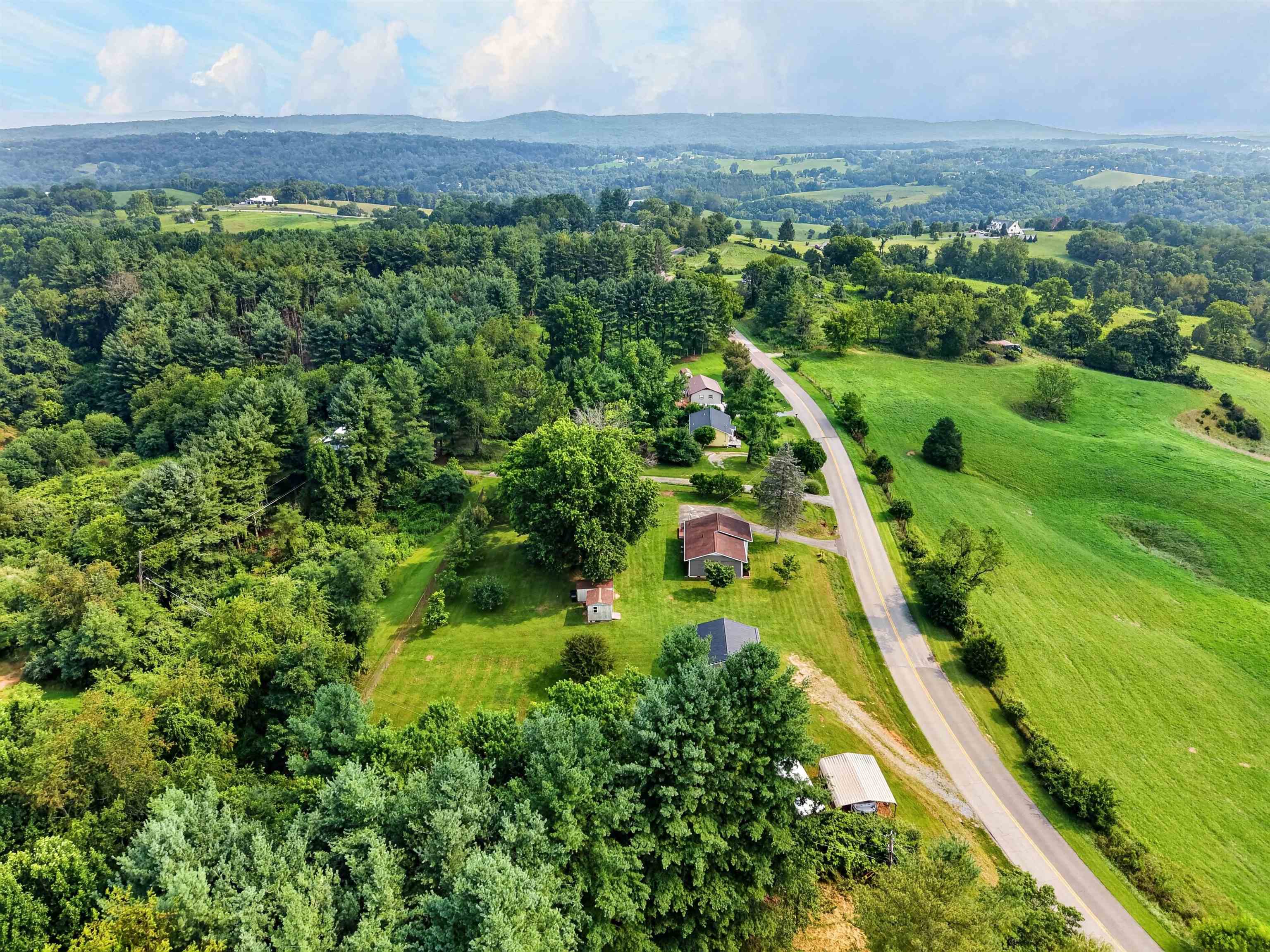 867 Switchback Road