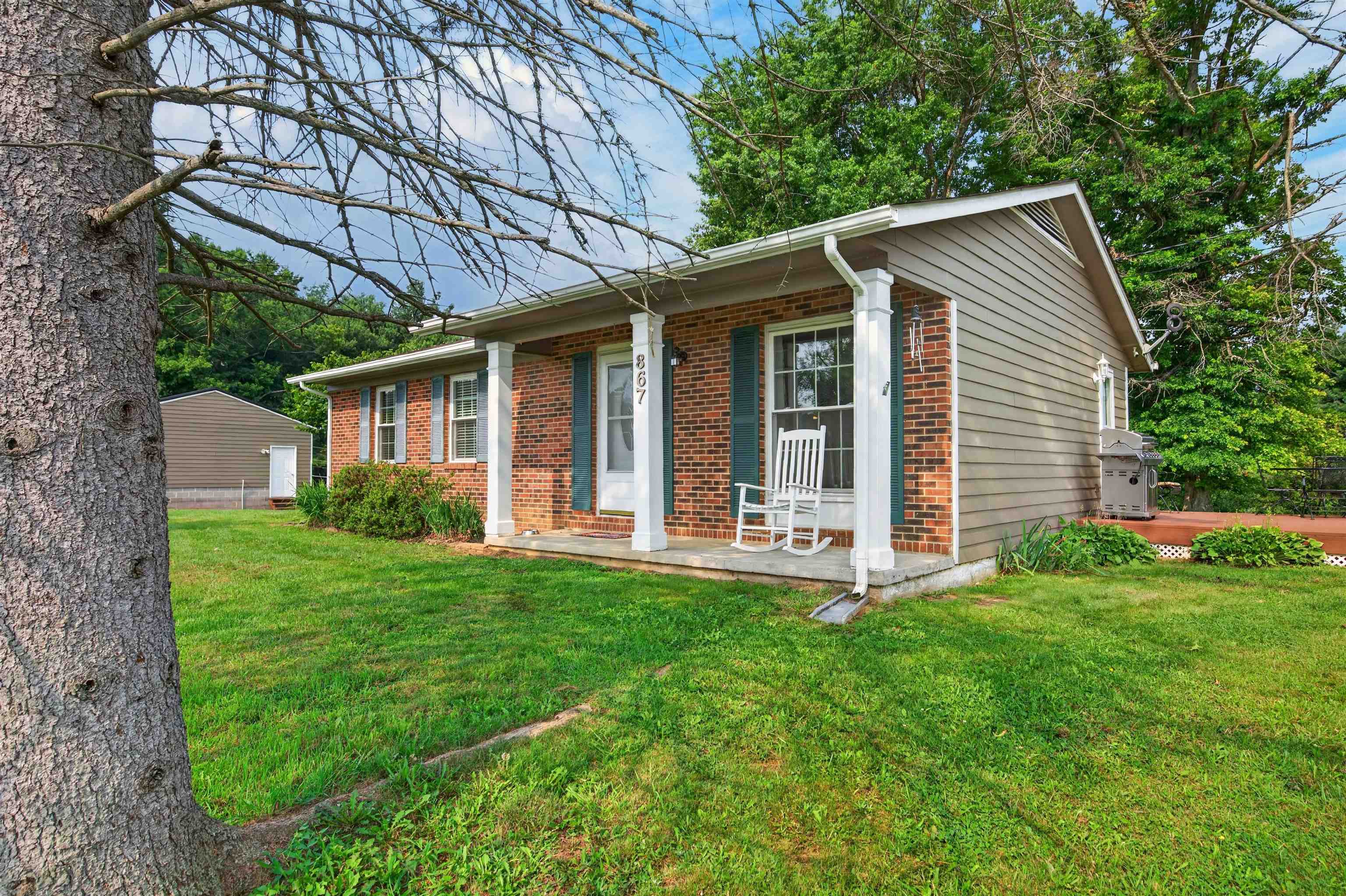 867 Switchback Road