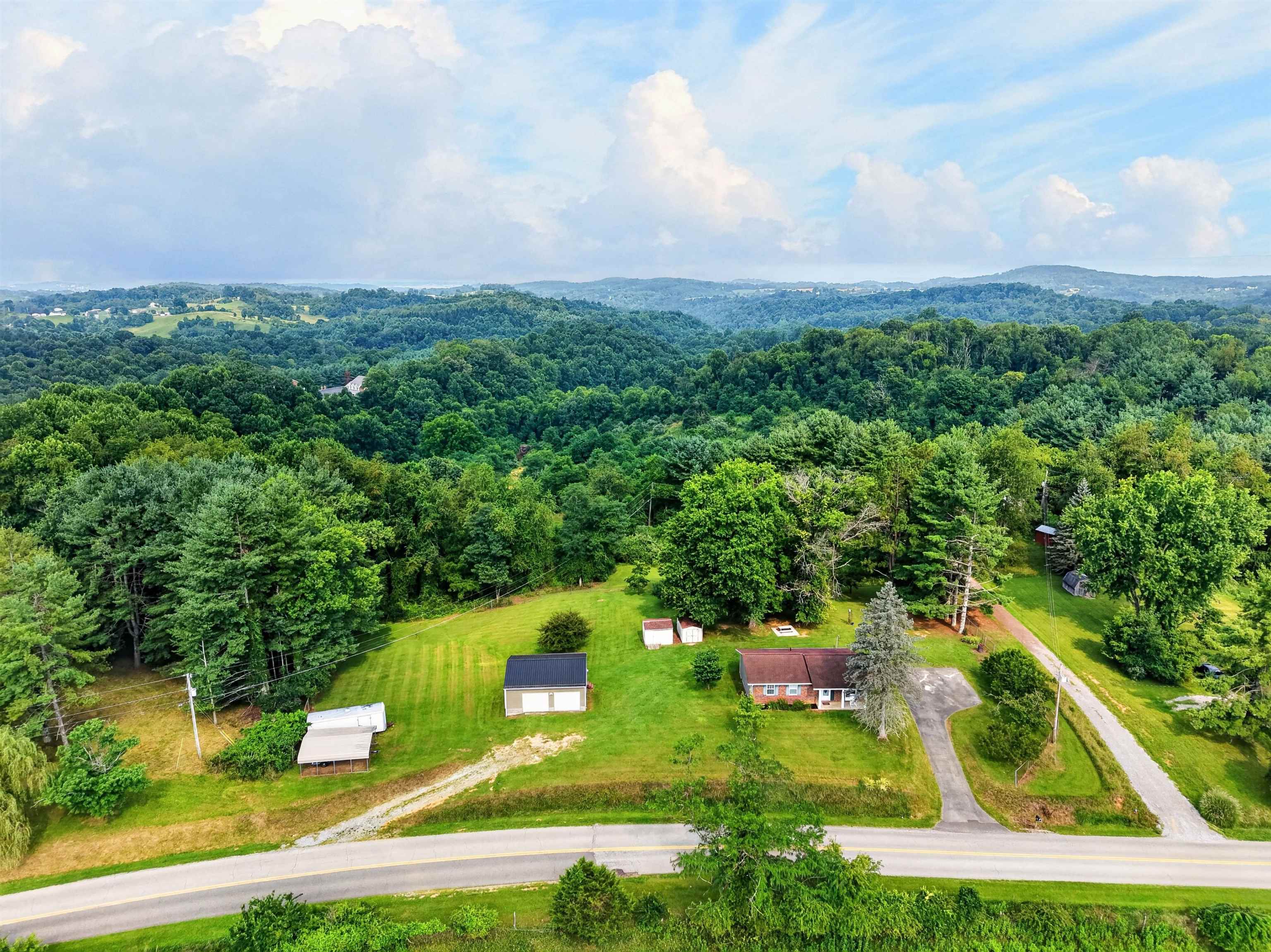 867 Switchback Road