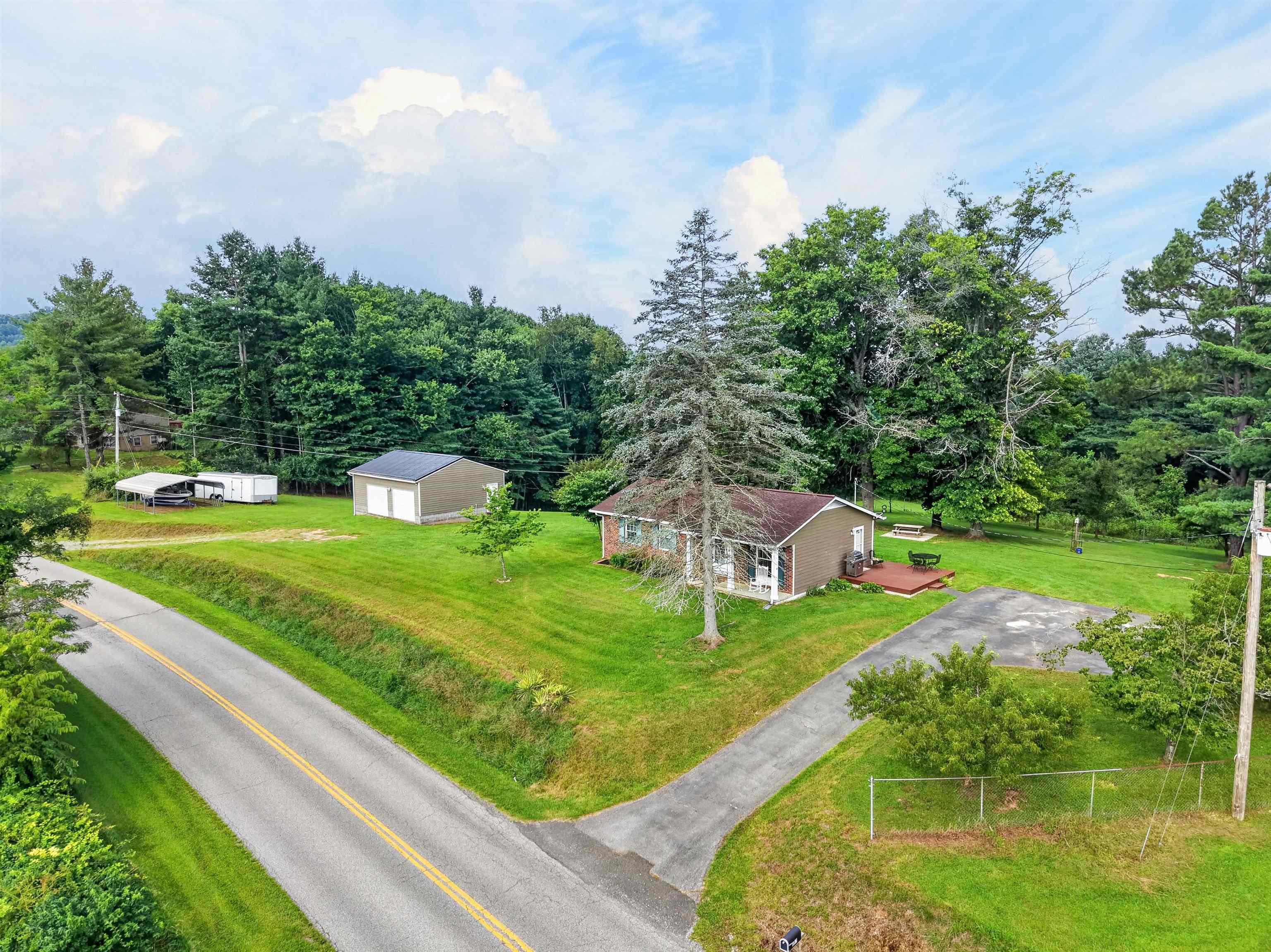 867 Switchback Road