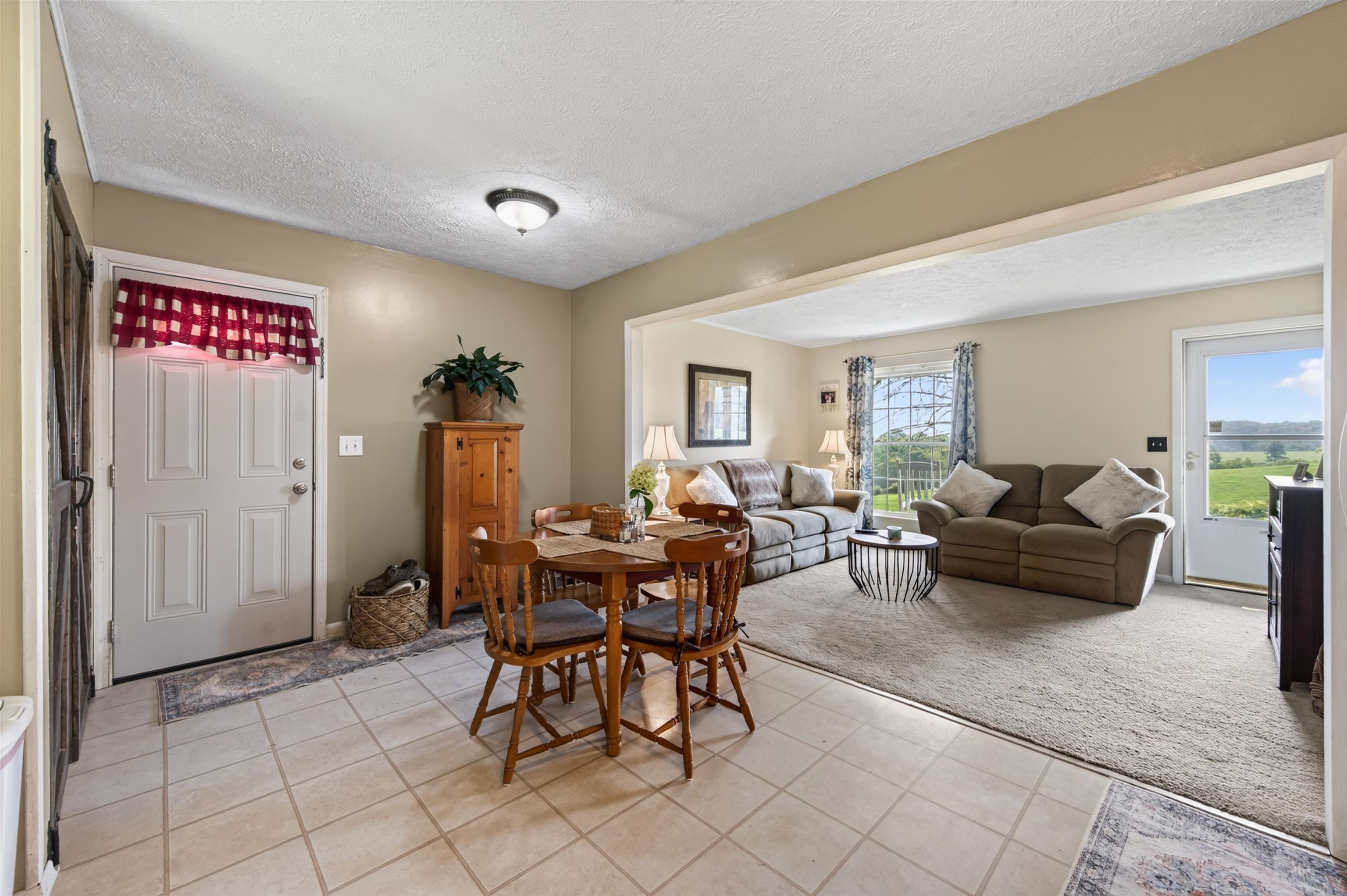 867 Switchback Road