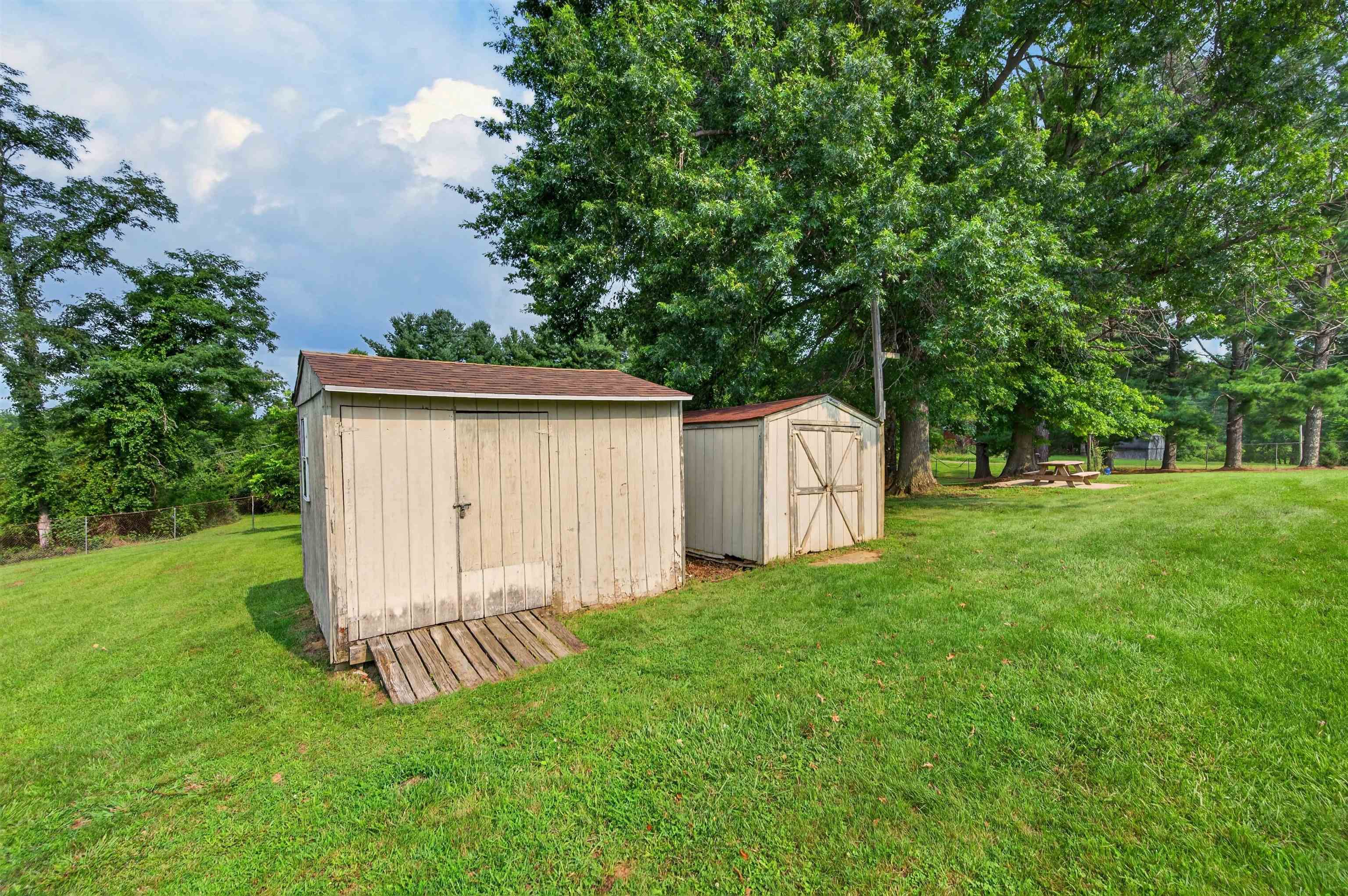 867 Switchback Road
