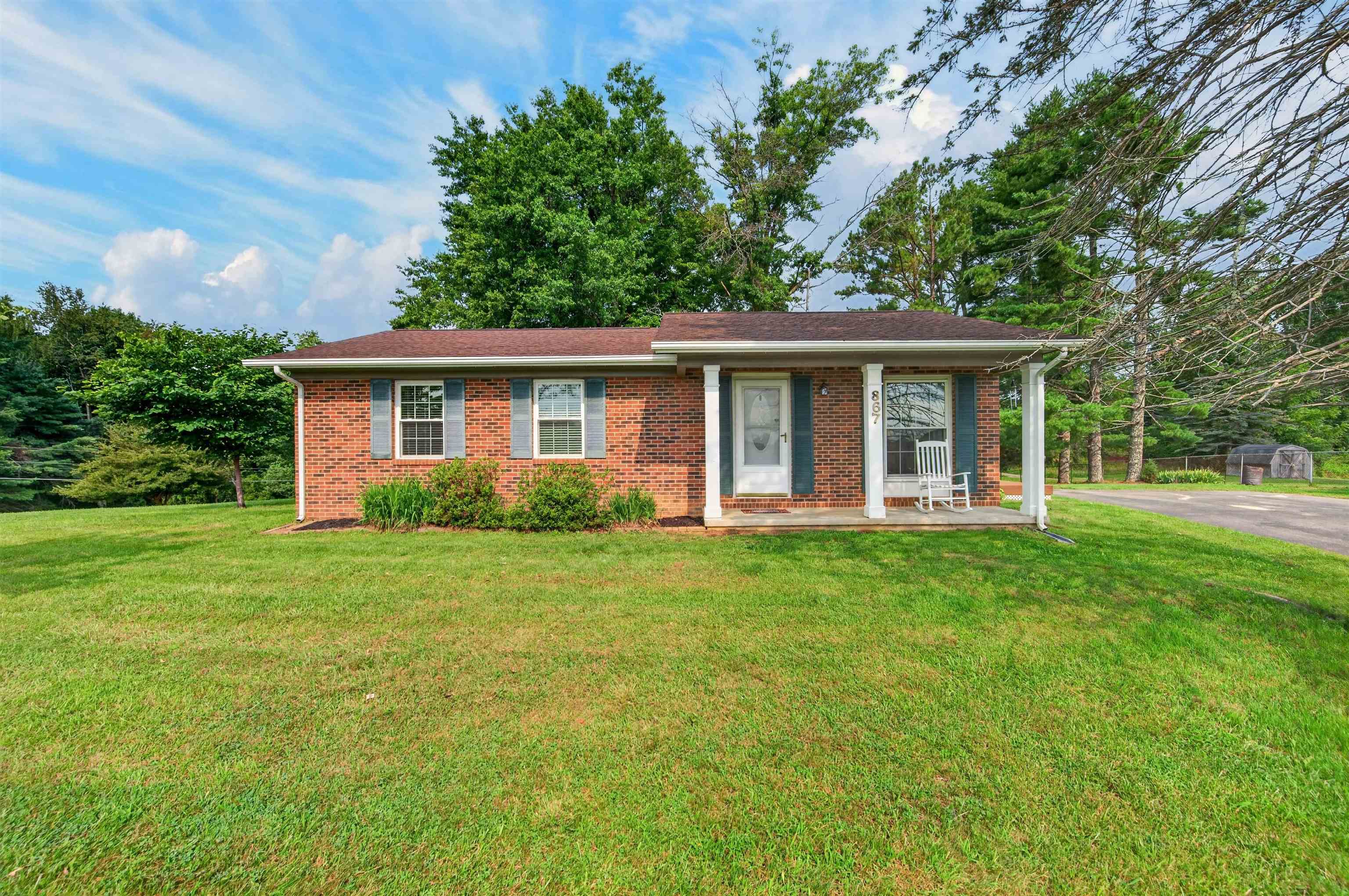 867 Switchback Road
