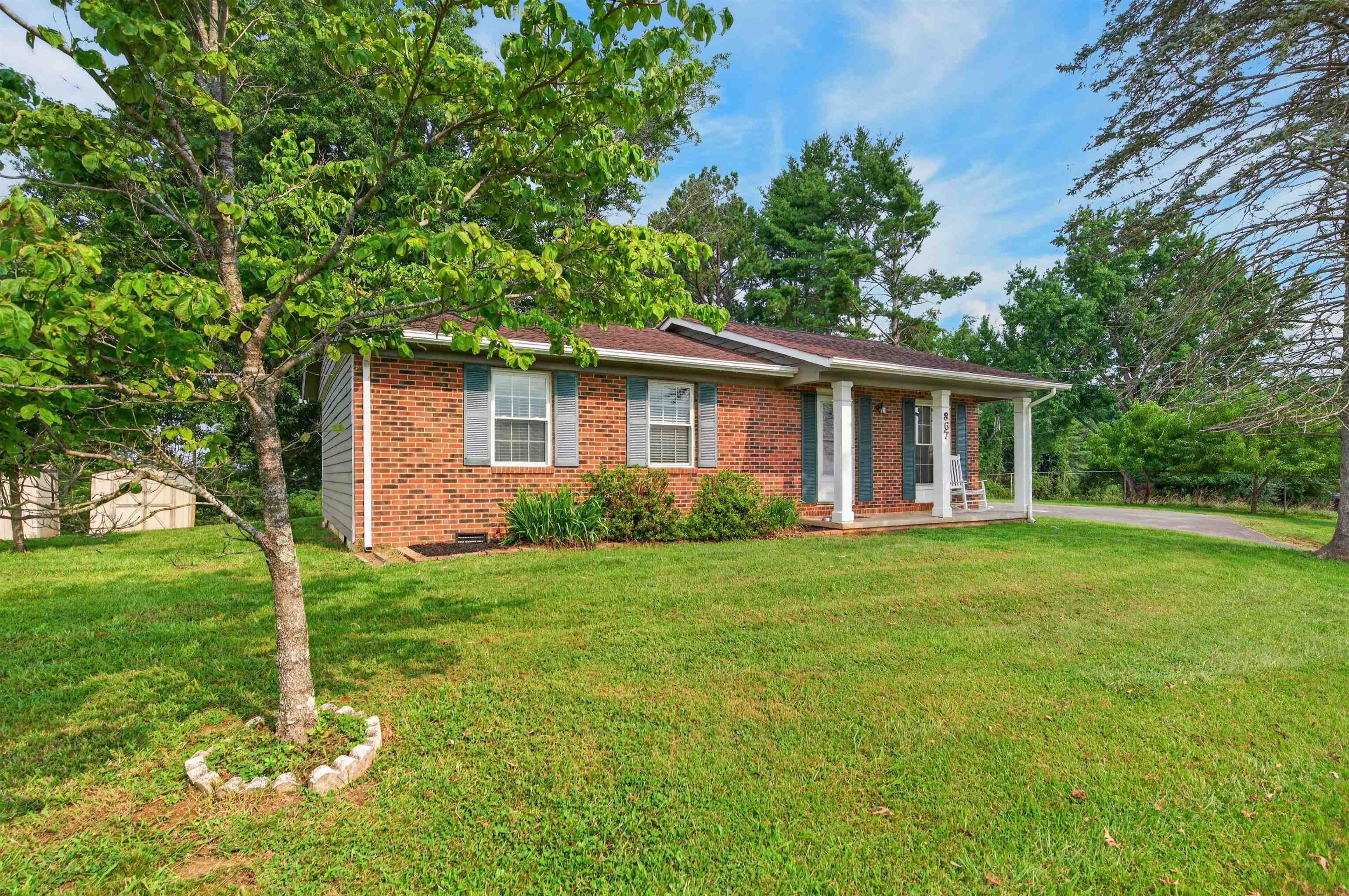 867 Switchback Road