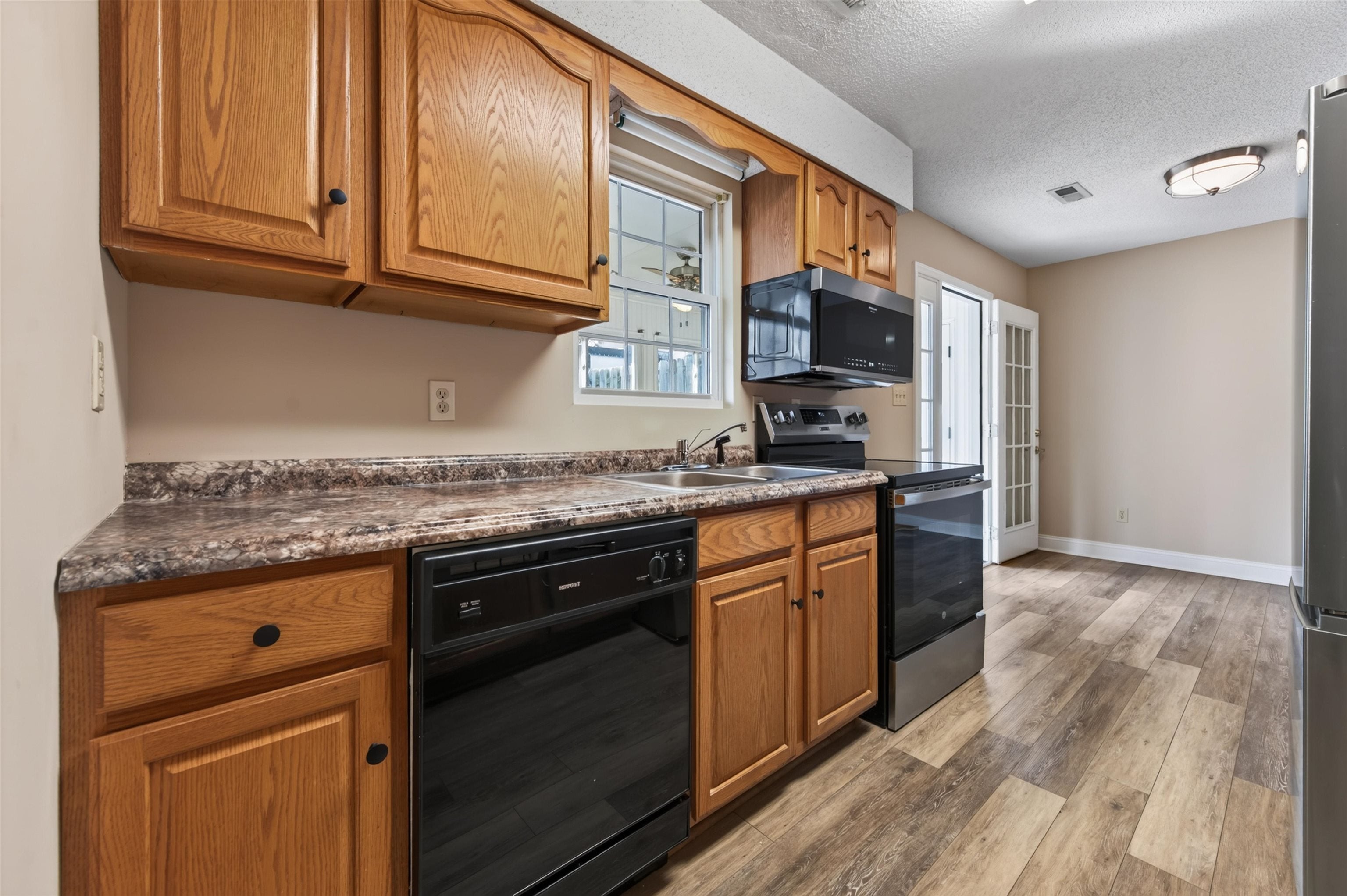 220 Darci Drive SE