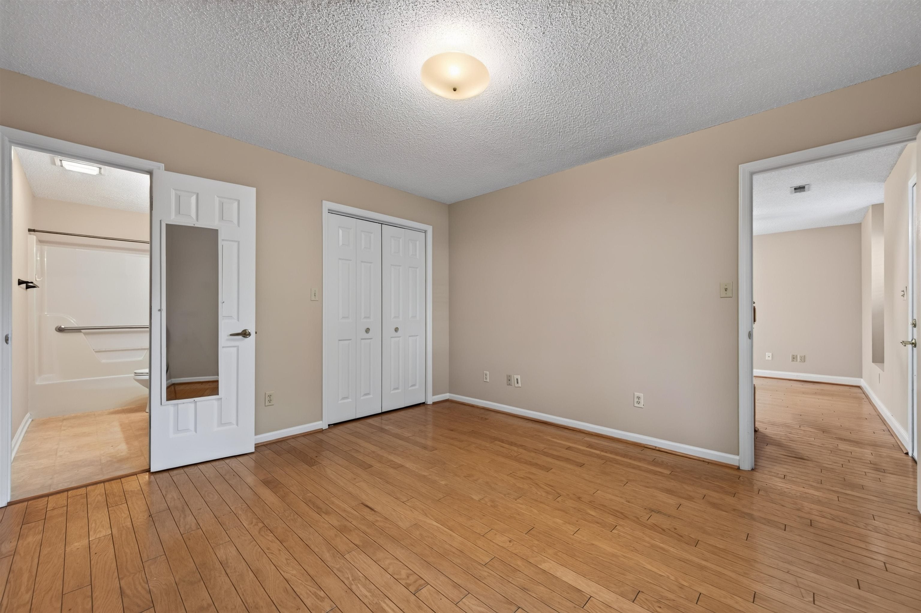 220 Darci Drive SE
