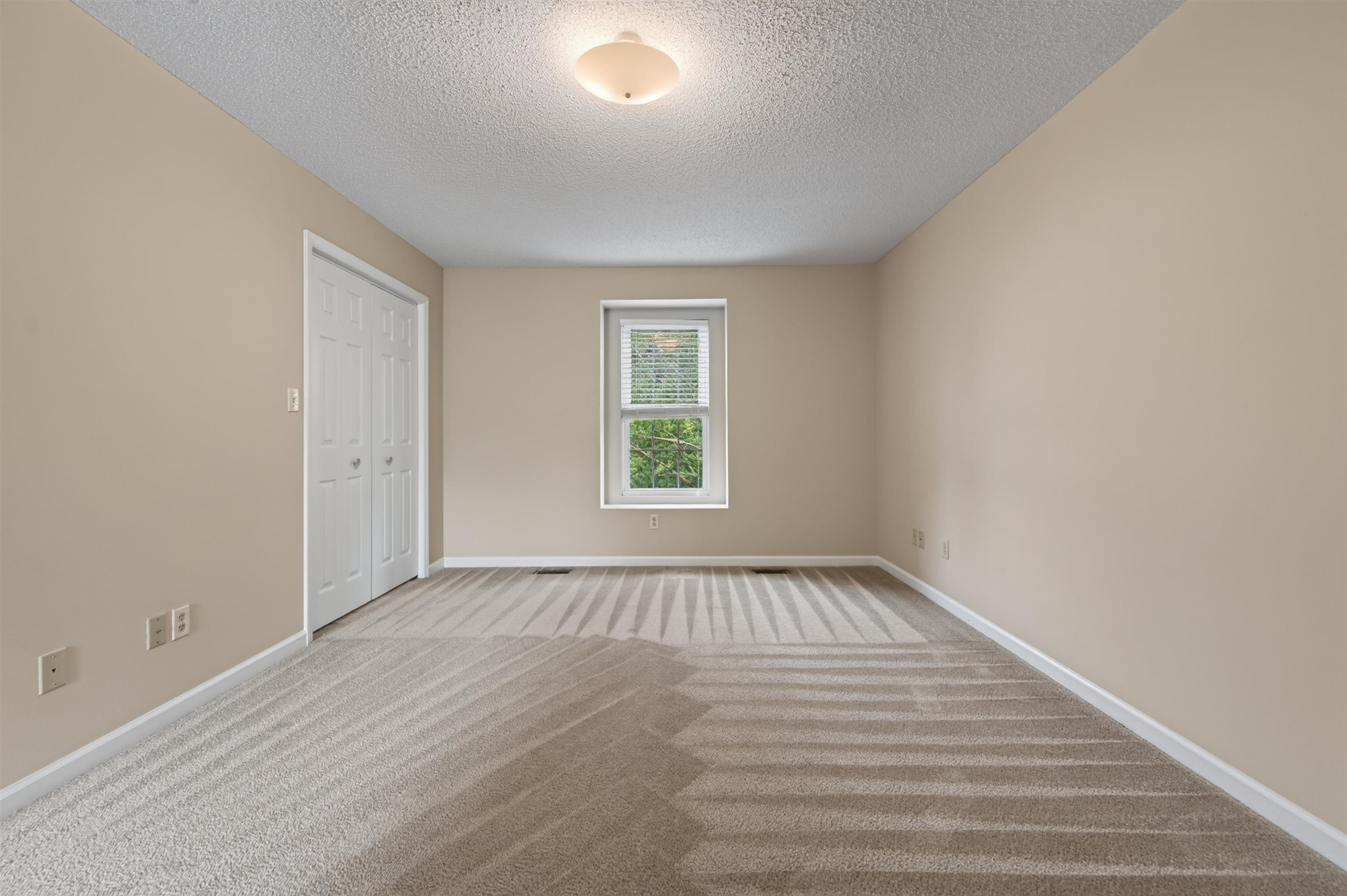 220 Darci Drive SE